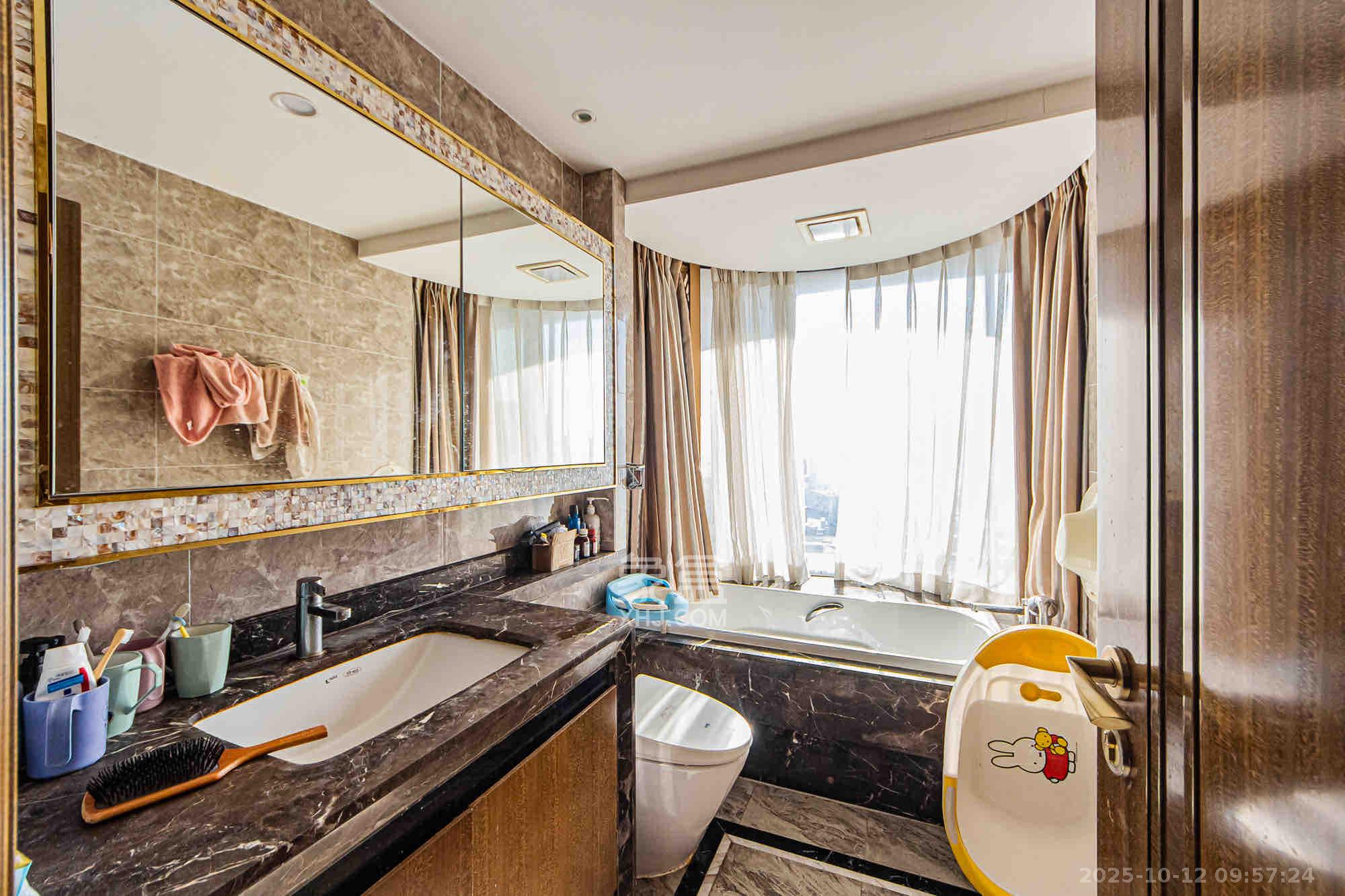 恒大御景半岛湘江苑（恒大御景半岛一期）  1室1厅1卫    5000.0元/月室内图