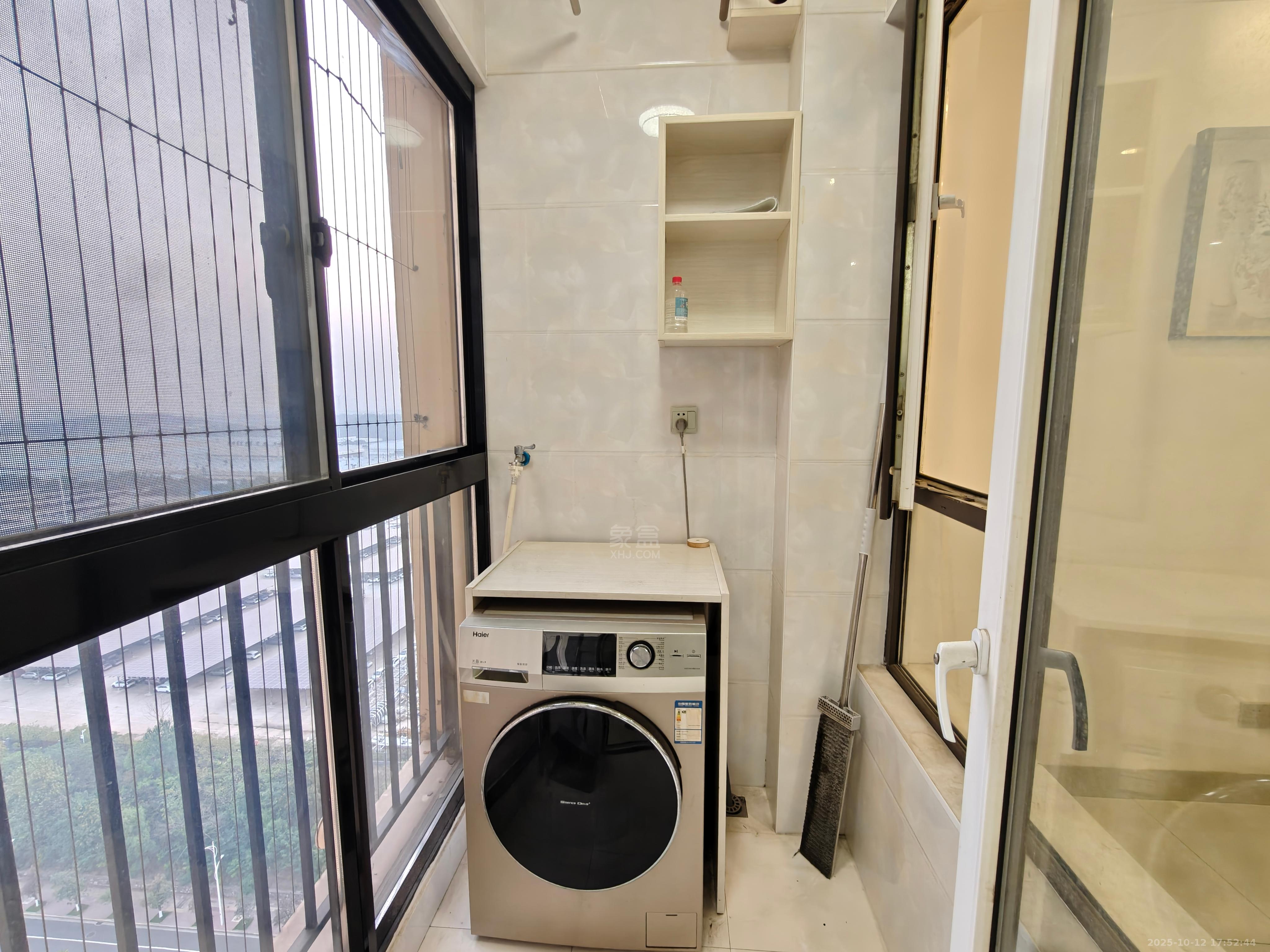 佳兆业金域天下三期  3室2厅2卫    1800.0元/月室内图