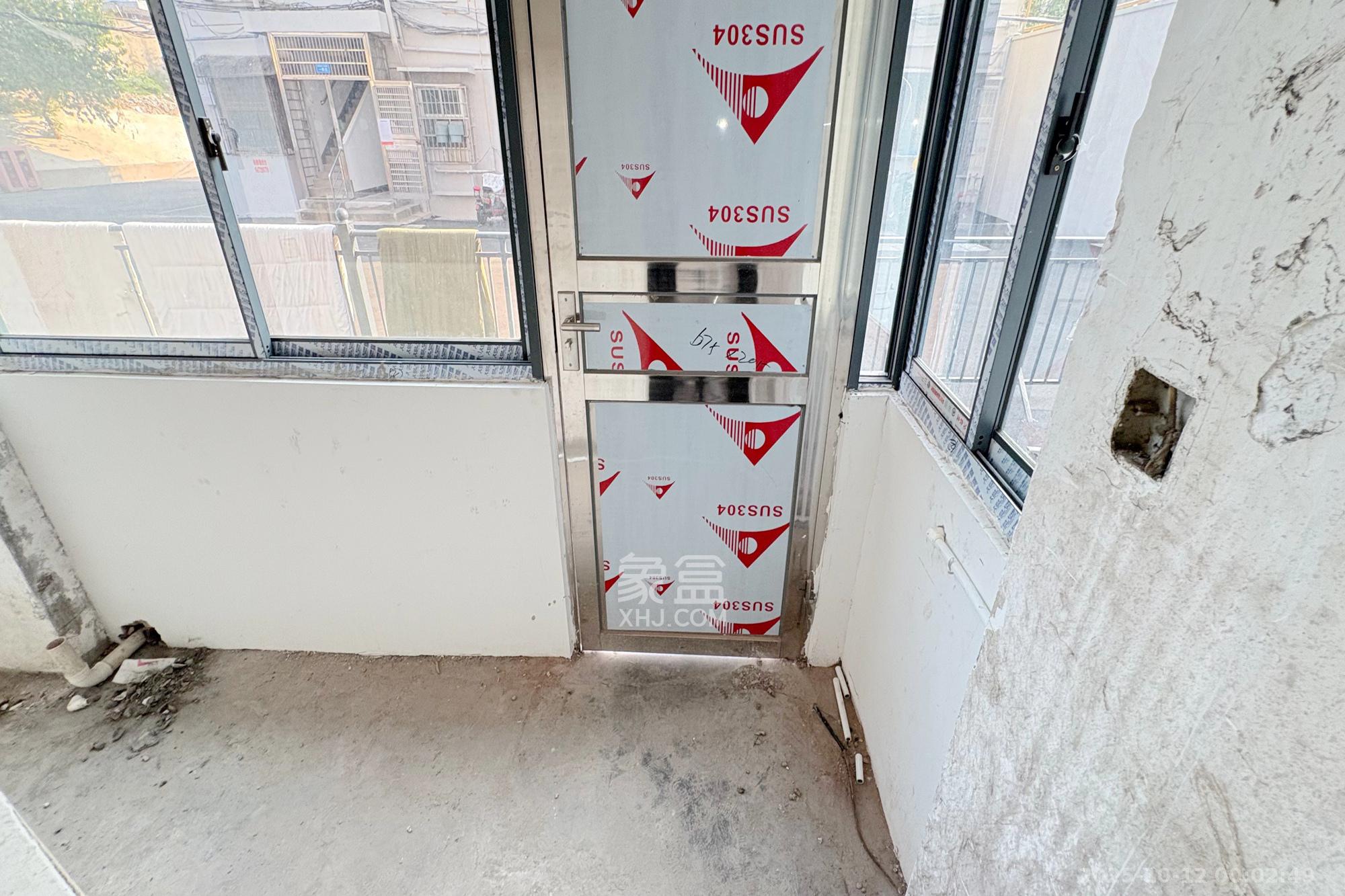 五里牌铁路宿舍  2室1厅1卫    29.8万 五里牌铁路宿舍  2室1厅1卫    29.8万卧室