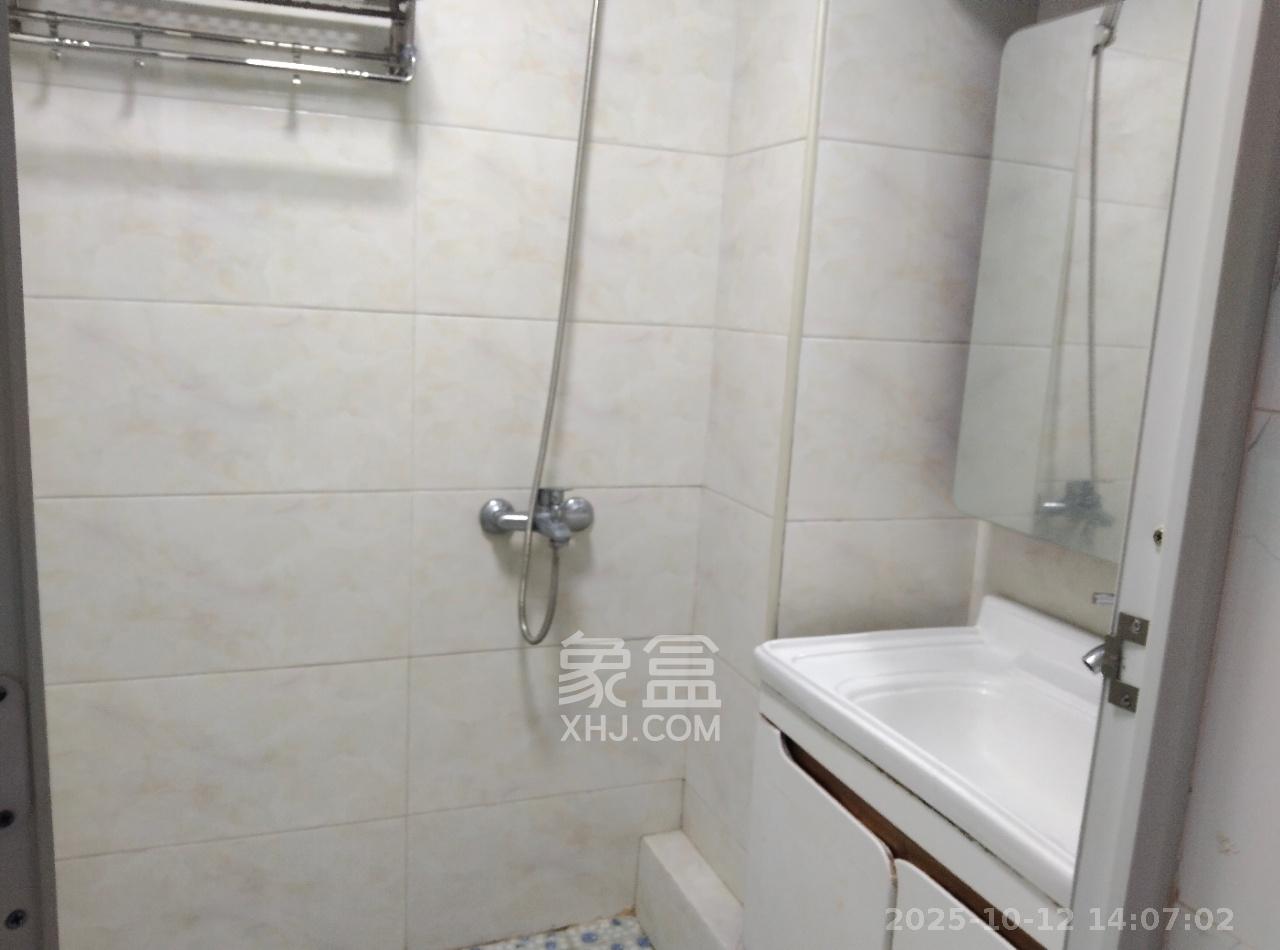 万科魅力之城  1室1厅1卫    1100.0元/月室内图
