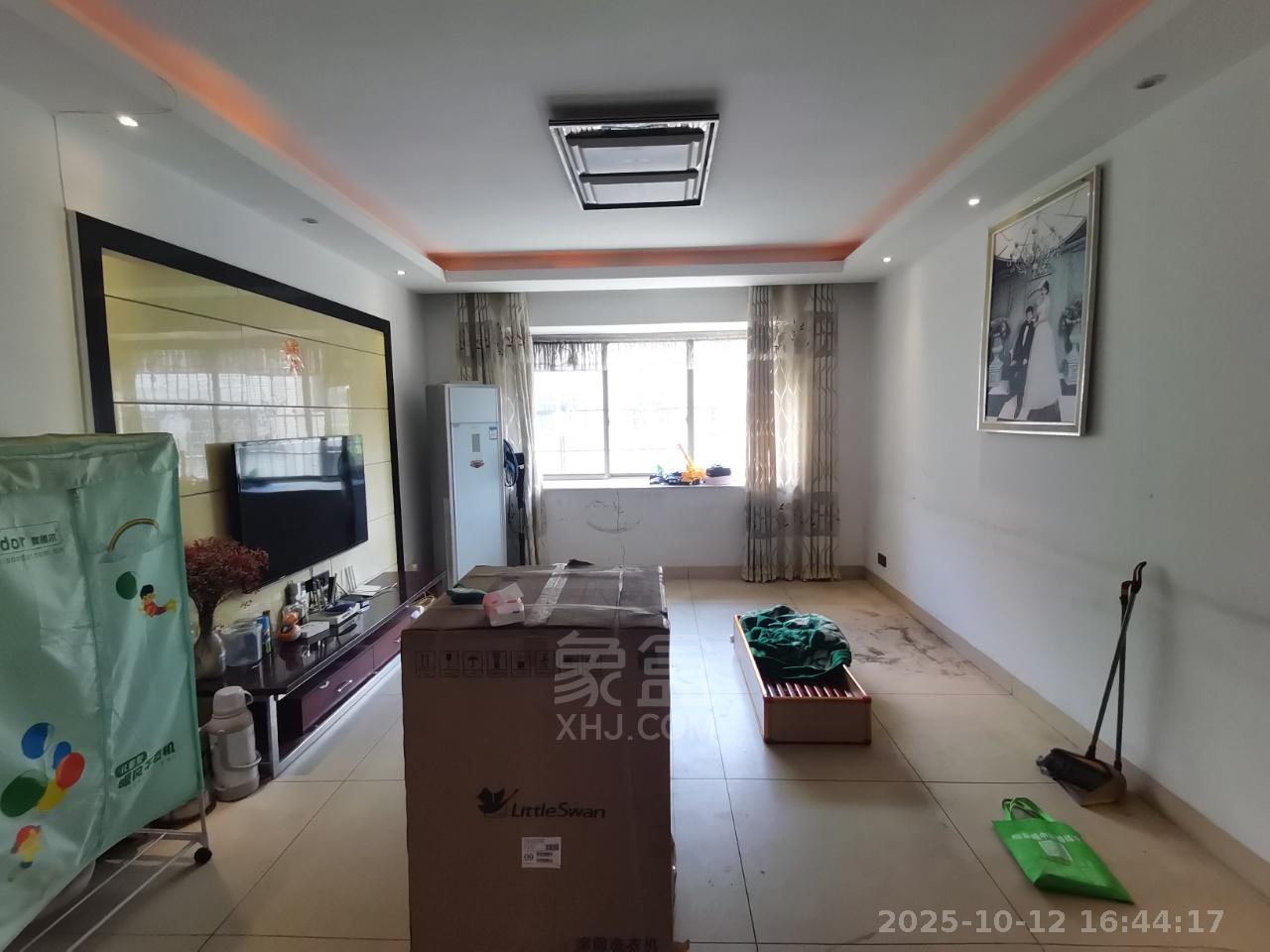 红旗花园 2室2厅1卫 900.0元/月 红旗花园 2室2厅1卫 900.0元/月户型图