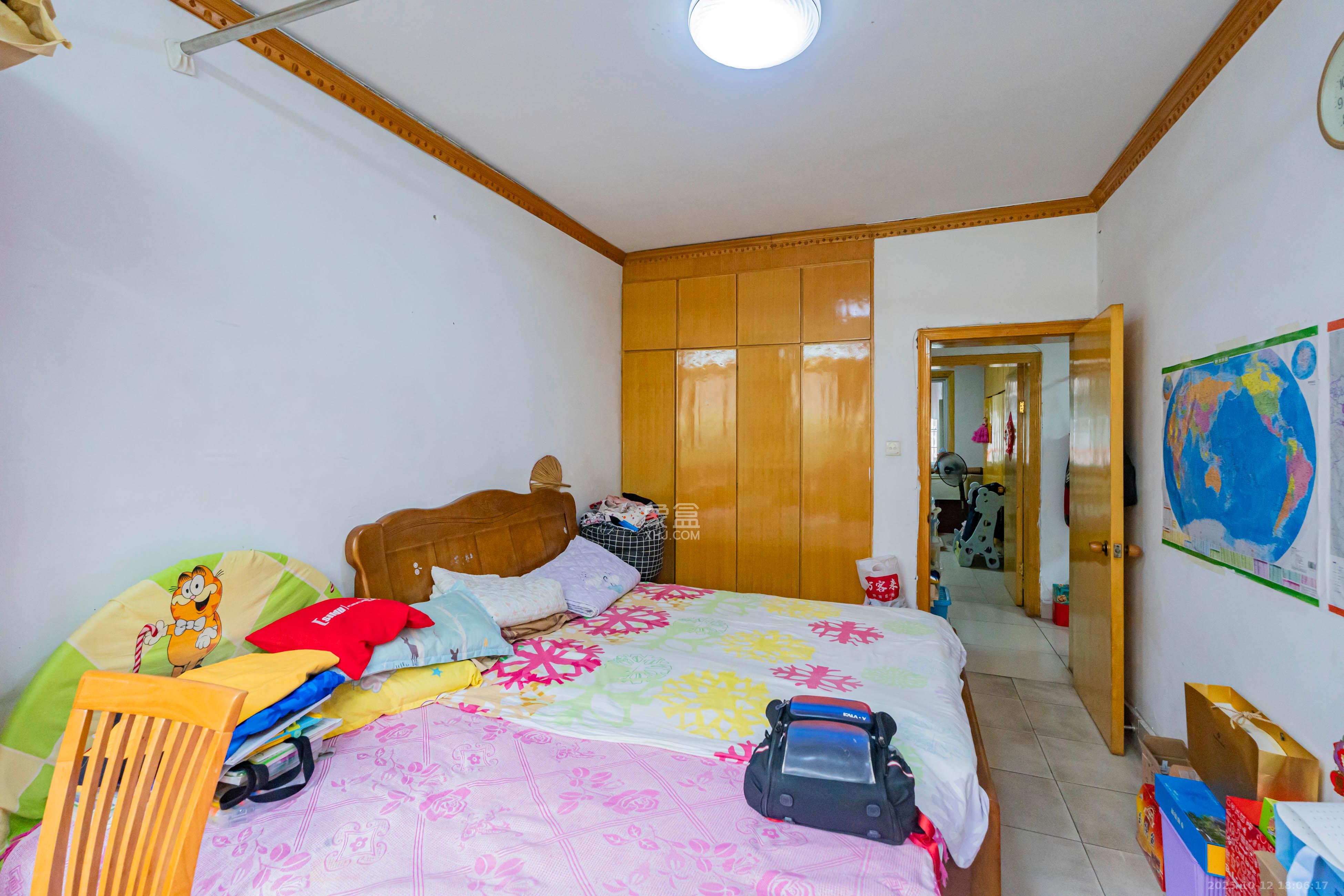 学宫街64号银行宿舍 2室2厅1卫 70.0万 学宫街64号银行宿舍 2室2厅1卫 70.0万卧室