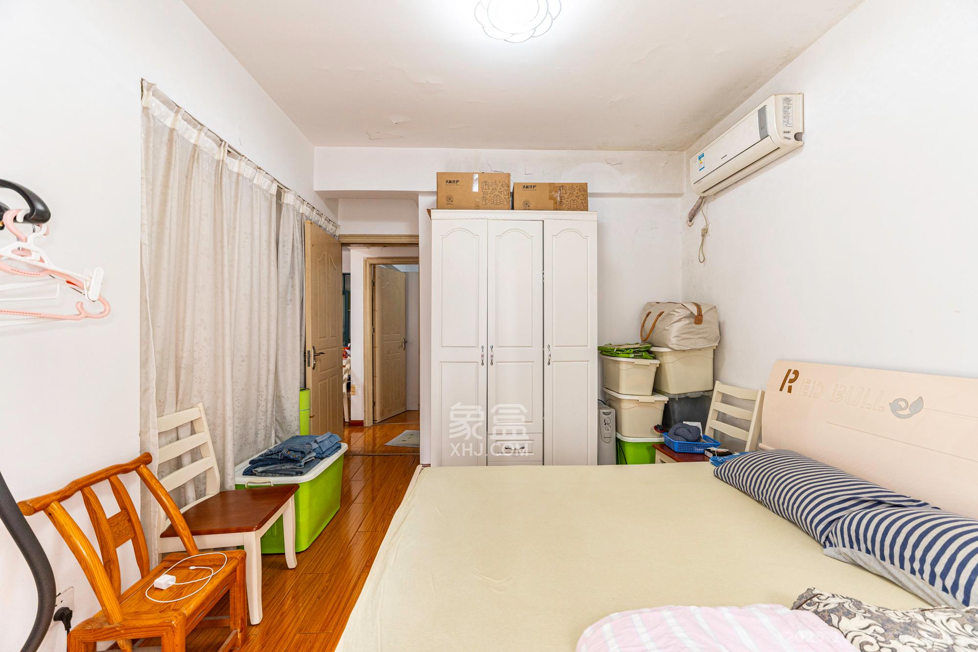 月畔湾 2室2厅1卫 65.0万 月畔湾 2室2厅1卫 65.0万卧室