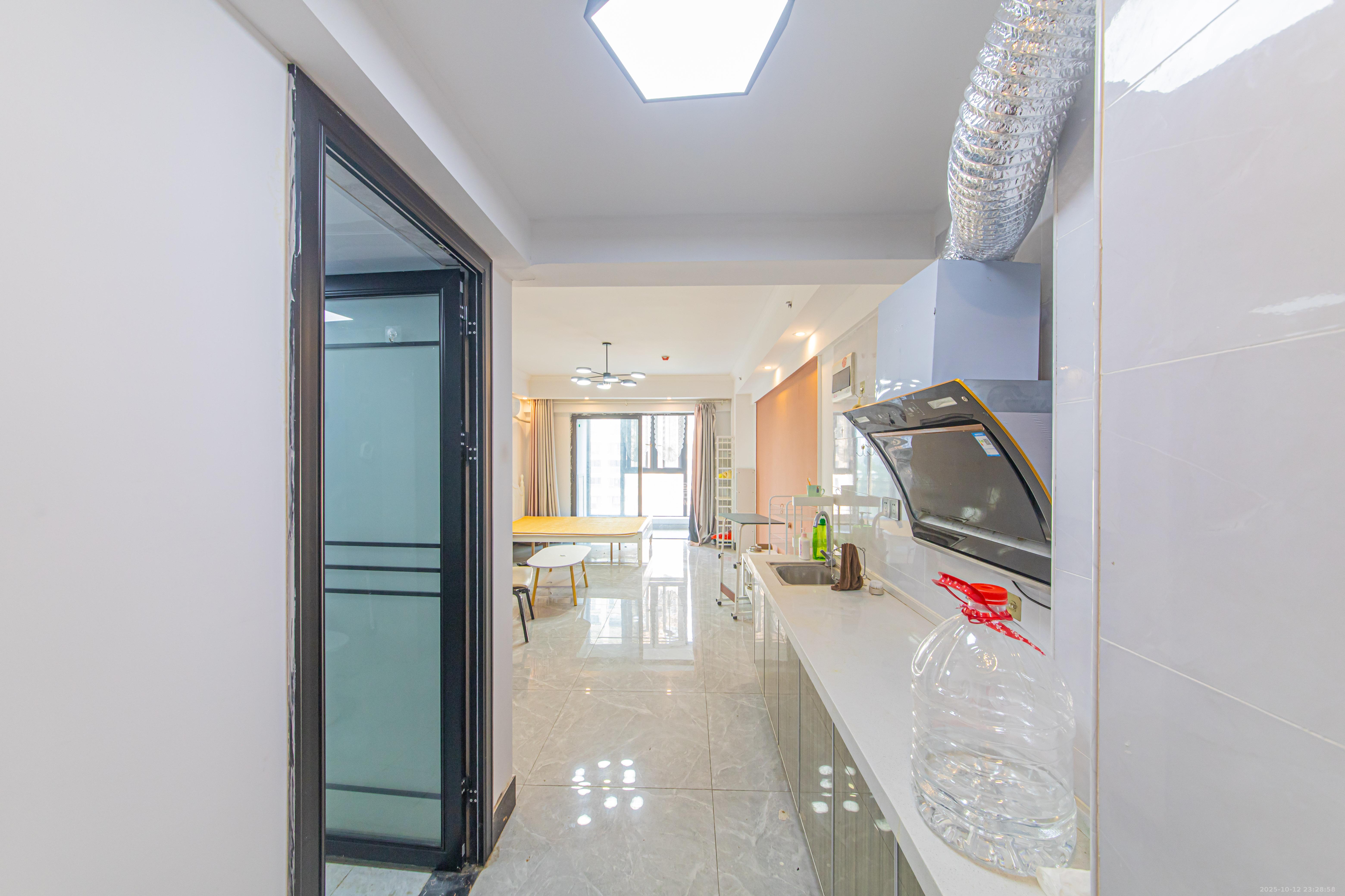 鑫远悦城(鑫远悦时代) 1室1厅1卫 29.0万 鑫远悦城(鑫远悦时代) 1室1厅1卫 29.0万厨房