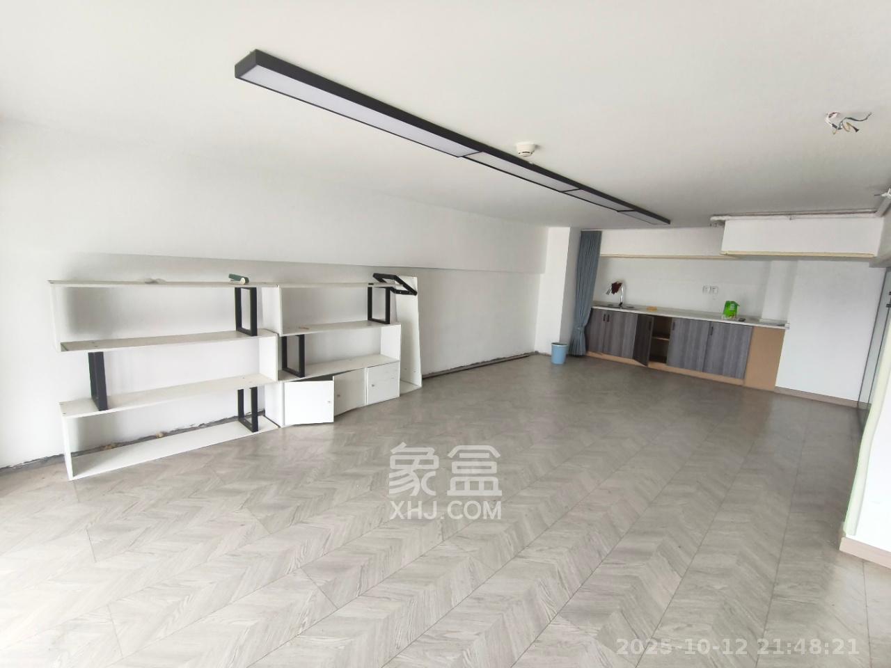 卡地亚公寓 1室1厅1卫 4800.0元/月 卡地亚公寓 1室1厅1卫 4800.0元/月室内图