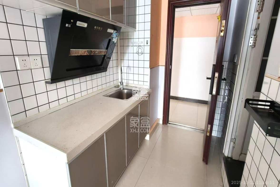 星城荣域 1室1厅1卫 1500.0元/月 星城荣域 1室1厅1卫 1500.0元/月室内图