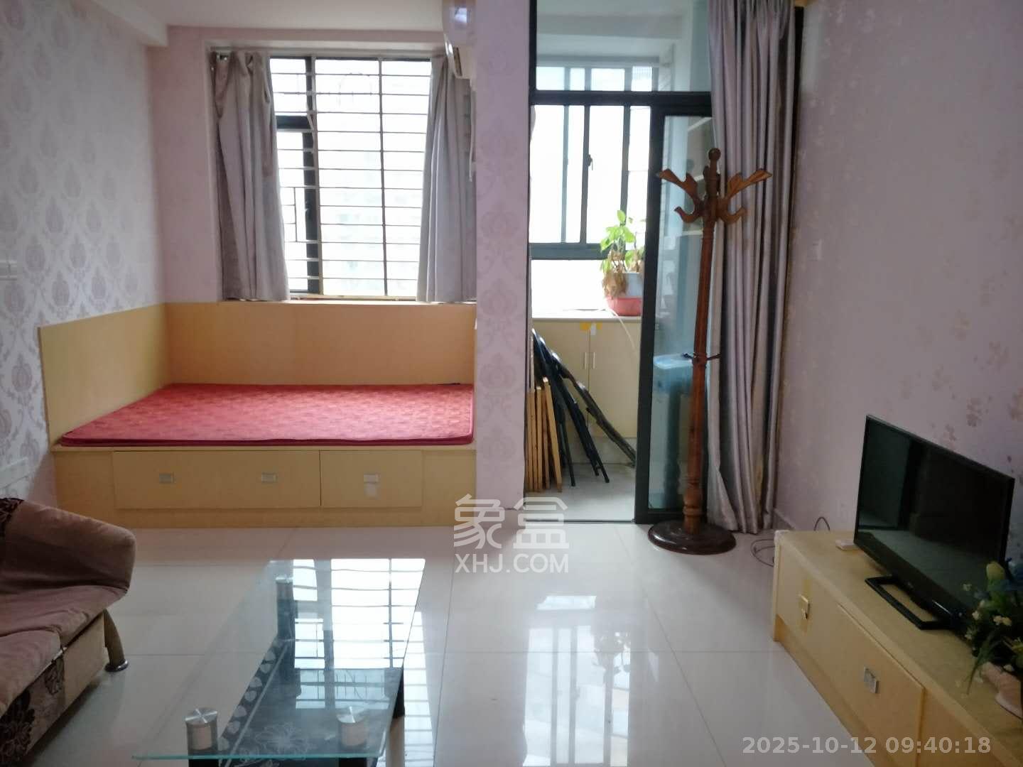 长房时代城  1室1厅1卫    1380.0元/月 长房时代城  1室1厅1卫    1380.0元/月