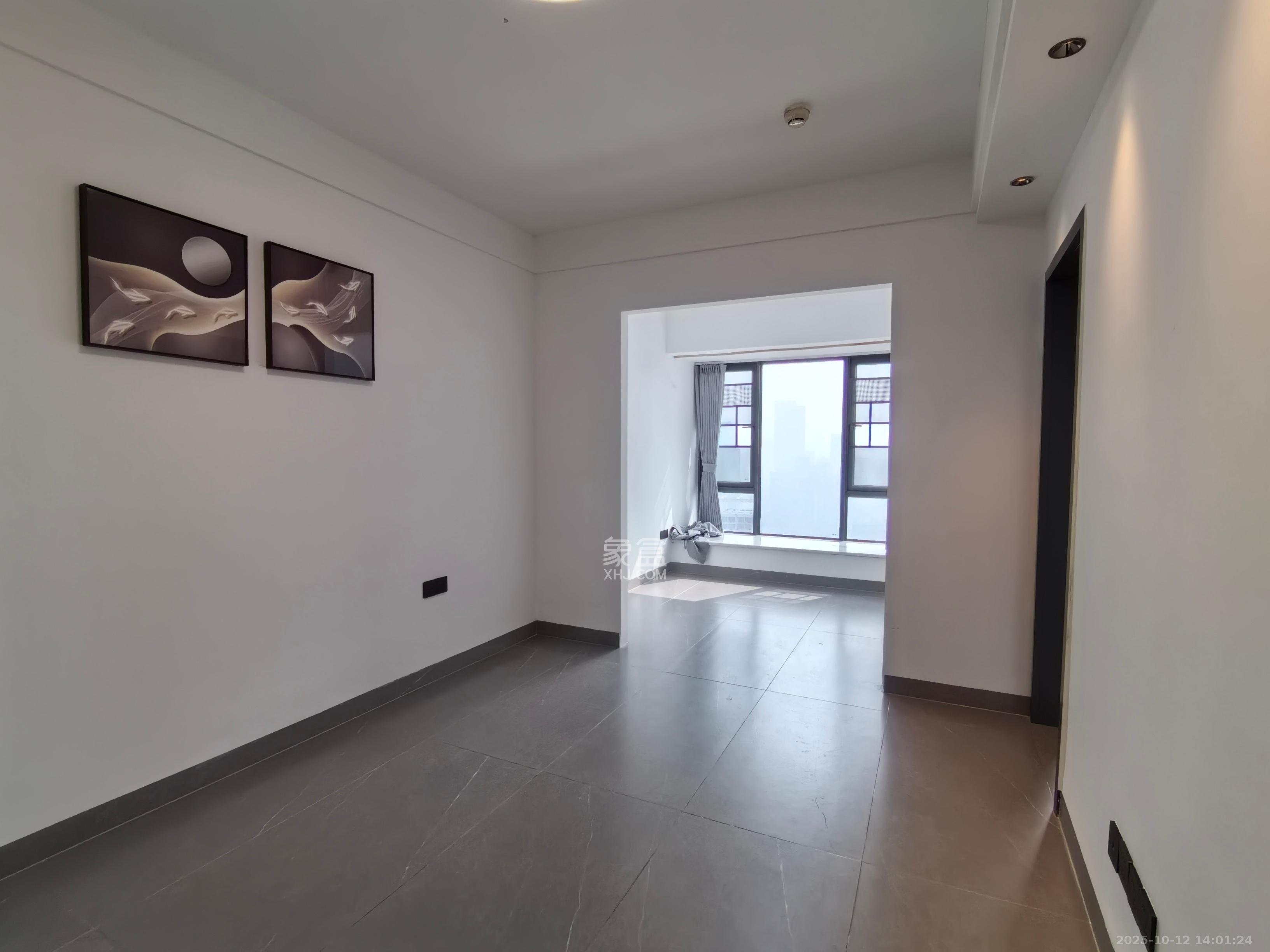 天健城  1室0厅1卫    2200.0元/月 天健城  1室0厅1卫    2200.0元/月室内图