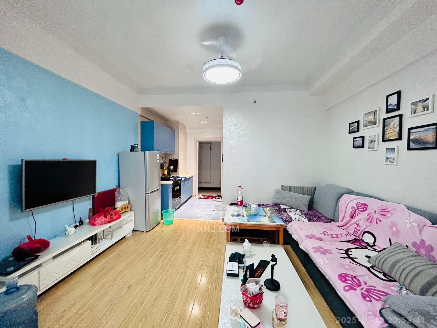 西子一间  1室0厅1卫    1900.0元/月室内图