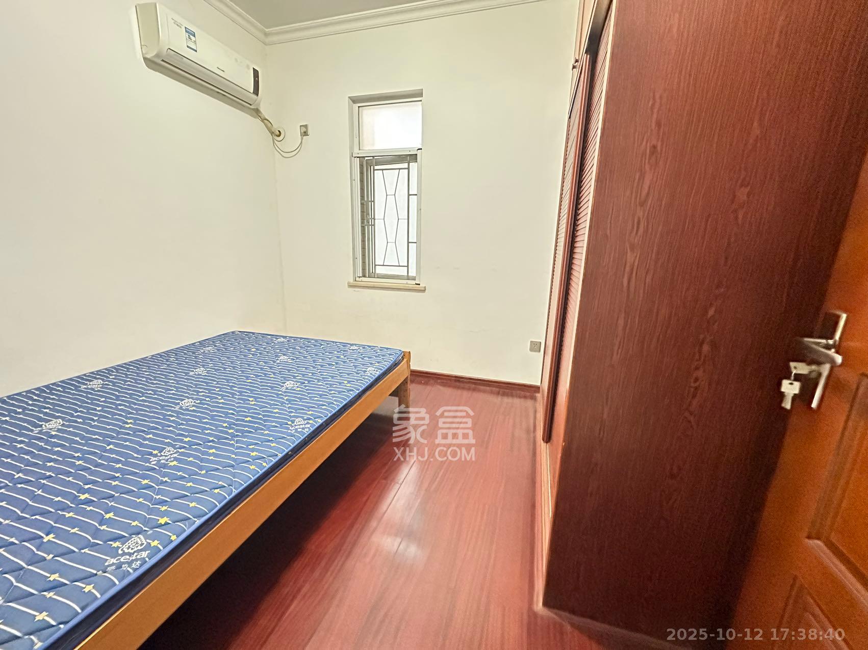 上河国际C区  3室1厅2卫    2900.0元/月 上河国际C区  3室1厅2卫    2900.0元/月室内图