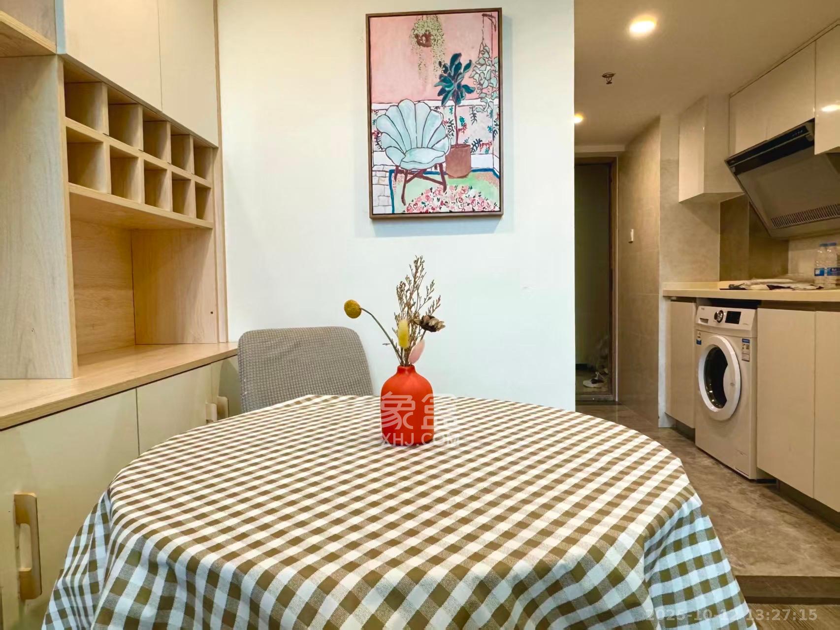 卓越浅水湾  1室1厅1卫    1880.0元/月 卓越浅水湾  1室1厅1卫    1880.0元/月室内图