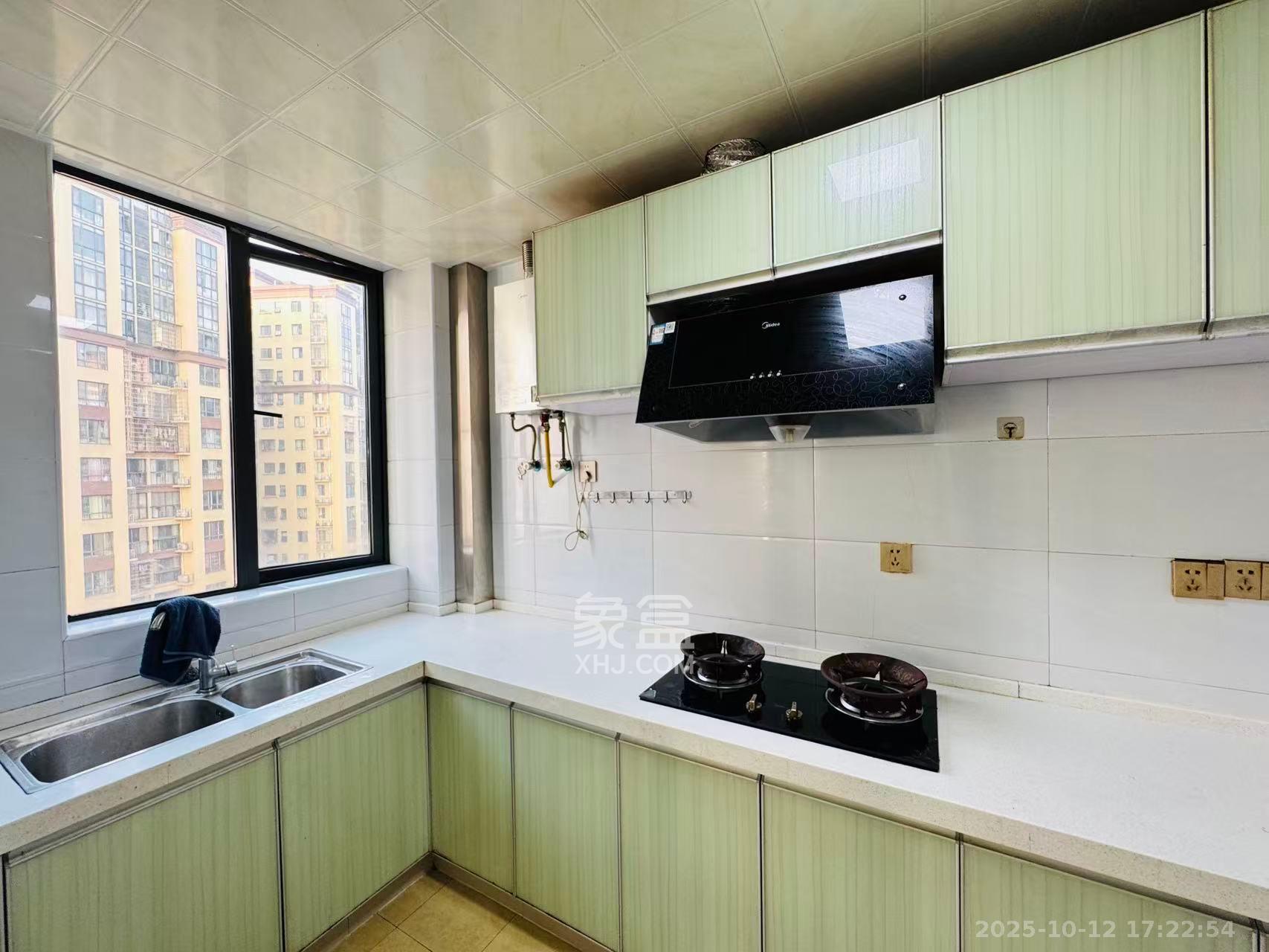 乾城(兴旺乾城) 4室1厅1卫 2700.0元/月 乾城(兴旺乾城) 4室1厅1卫 2700.0元/月室内图