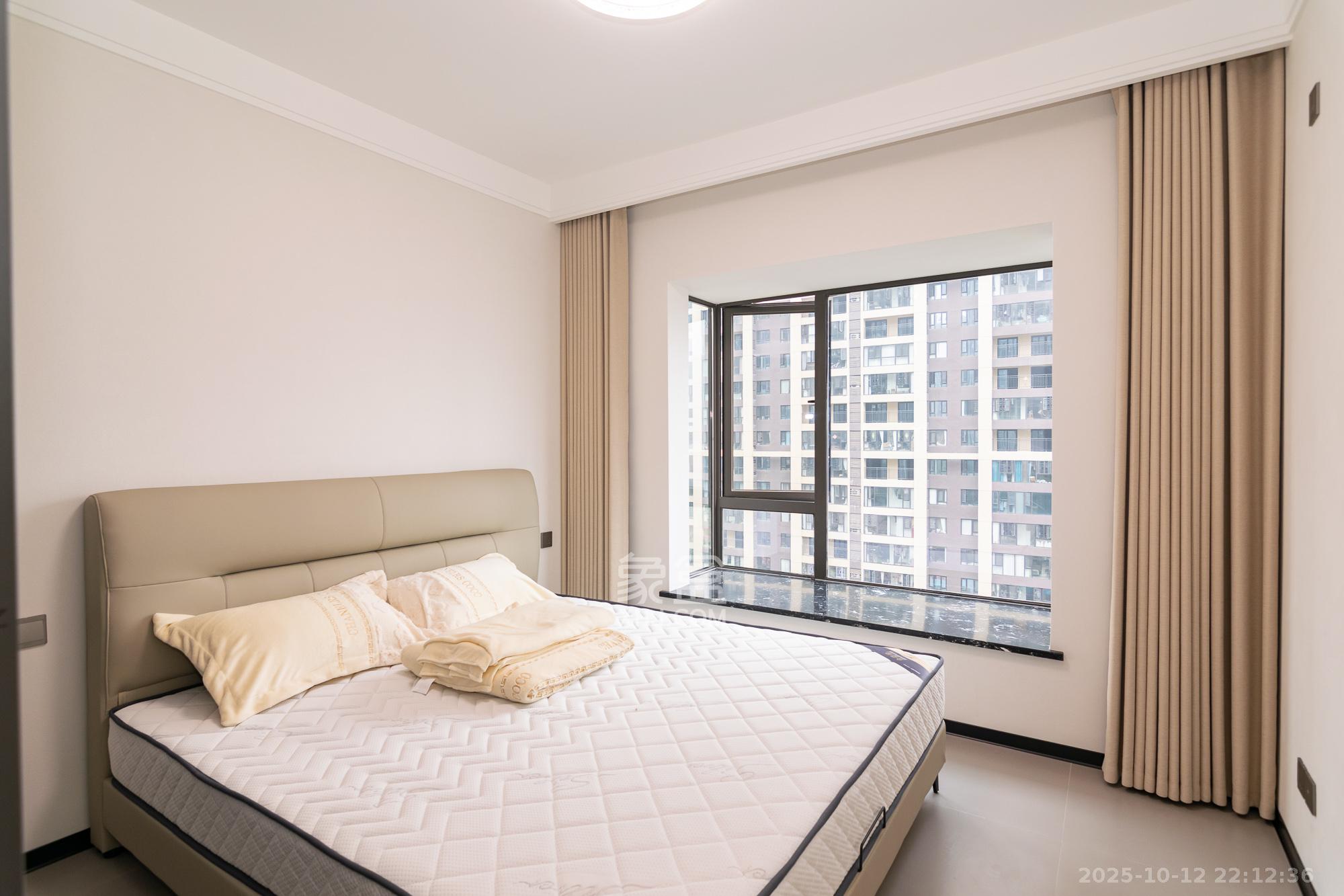 润和雅郡(润和紫郡六期) 4室2厅2卫 139.8万 润和雅郡(润和紫郡六期) 4室2厅2卫 139.8万卧室