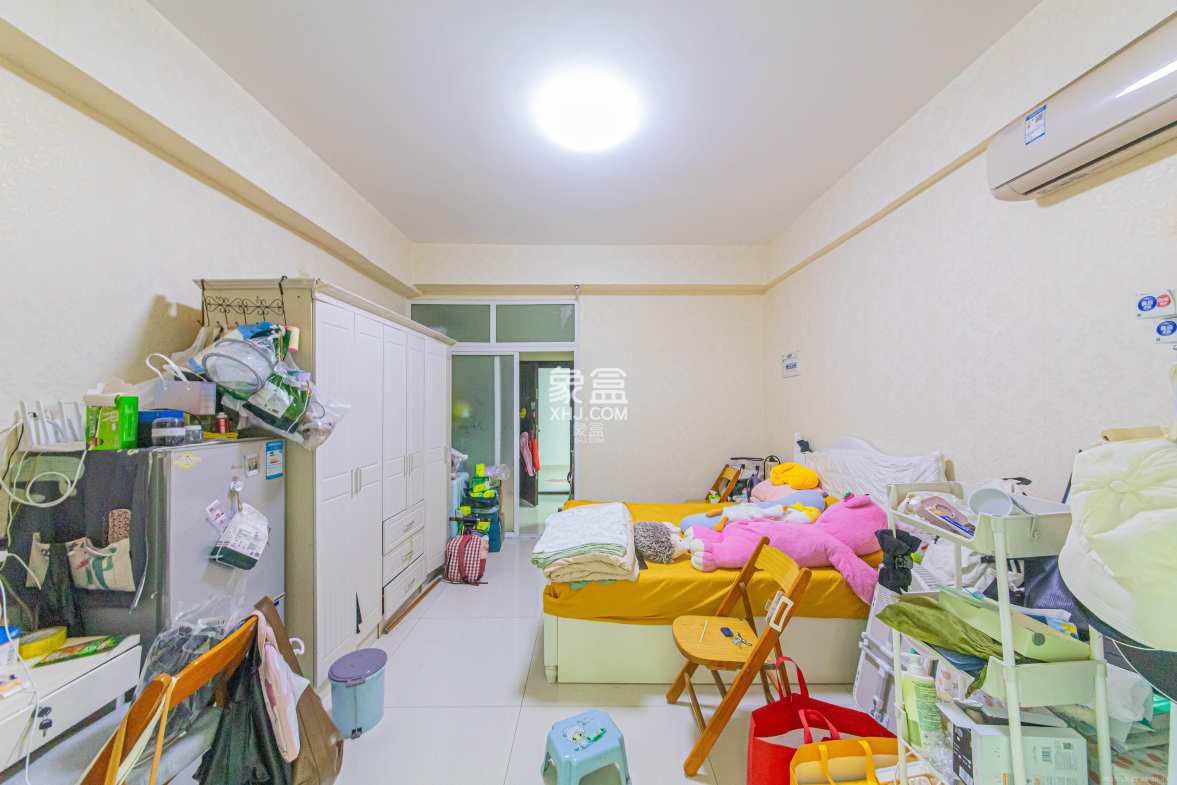 生活艺术城 1室1厅1卫 24.0万 生活艺术城 1室1厅1卫 24.0万客厅