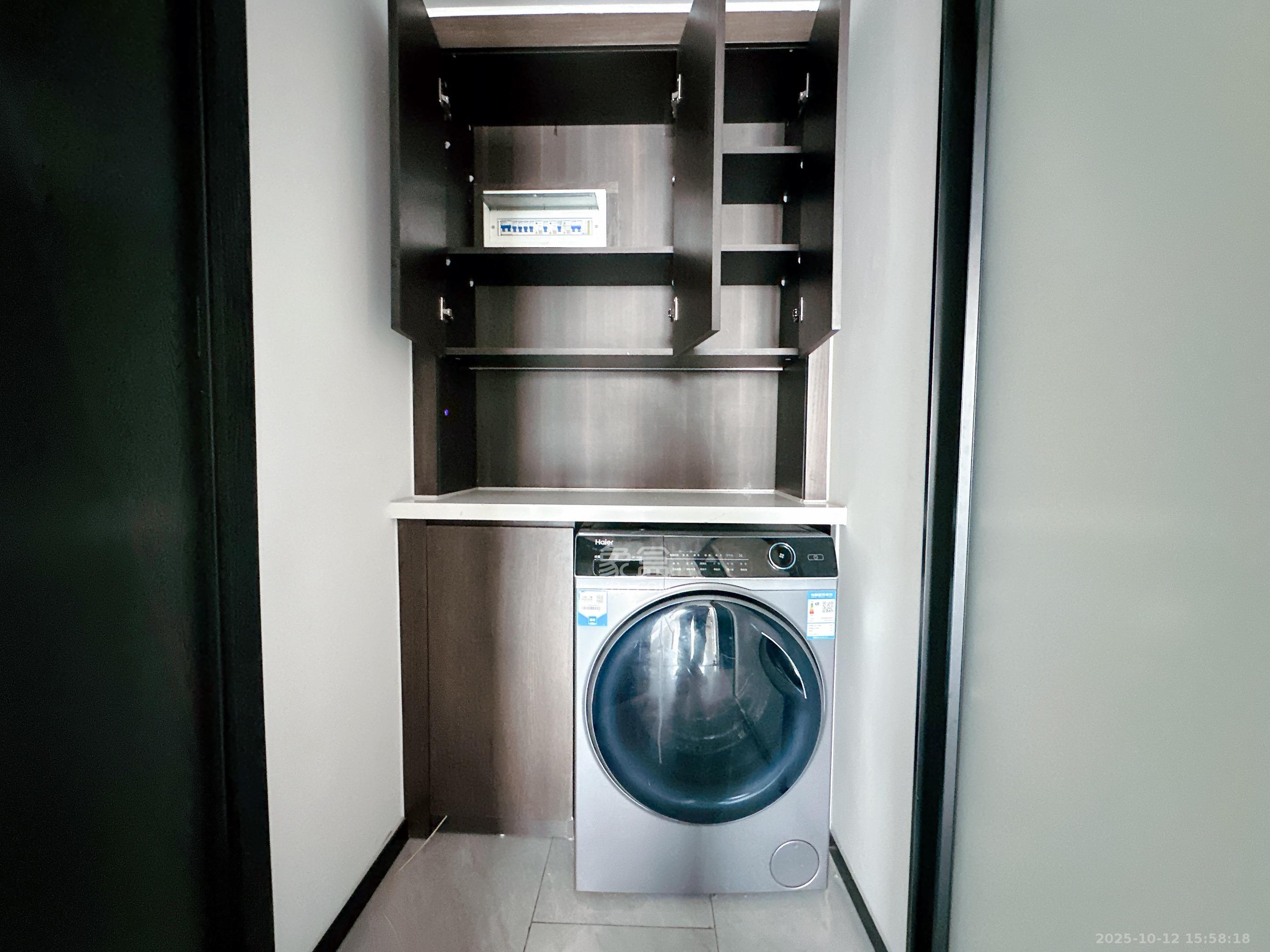 敬天广场  2室1厅2卫    4500.0元/月室内图