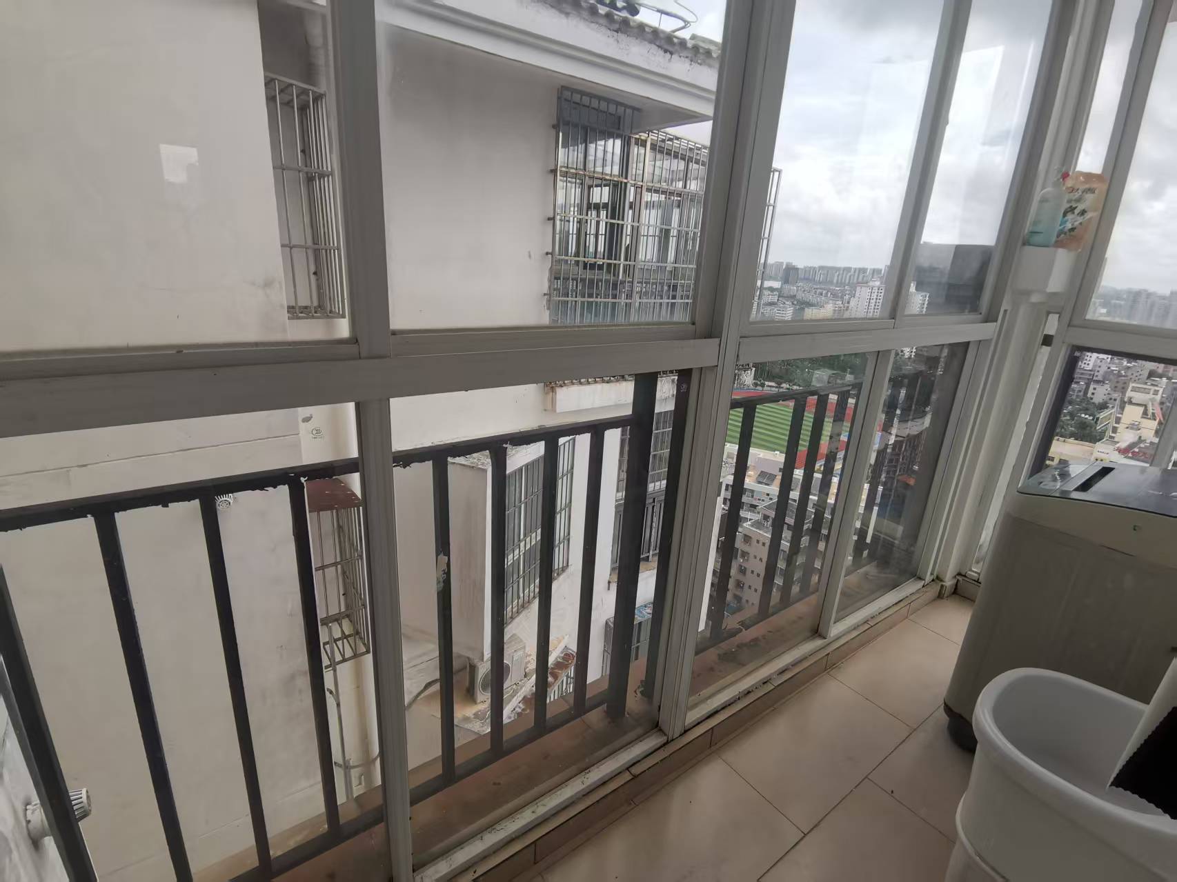 宝泰温泉花园 2室2厅1卫 2100.0元/月 宝泰温泉花园 2室2厅1卫 2100.0元/月室内图