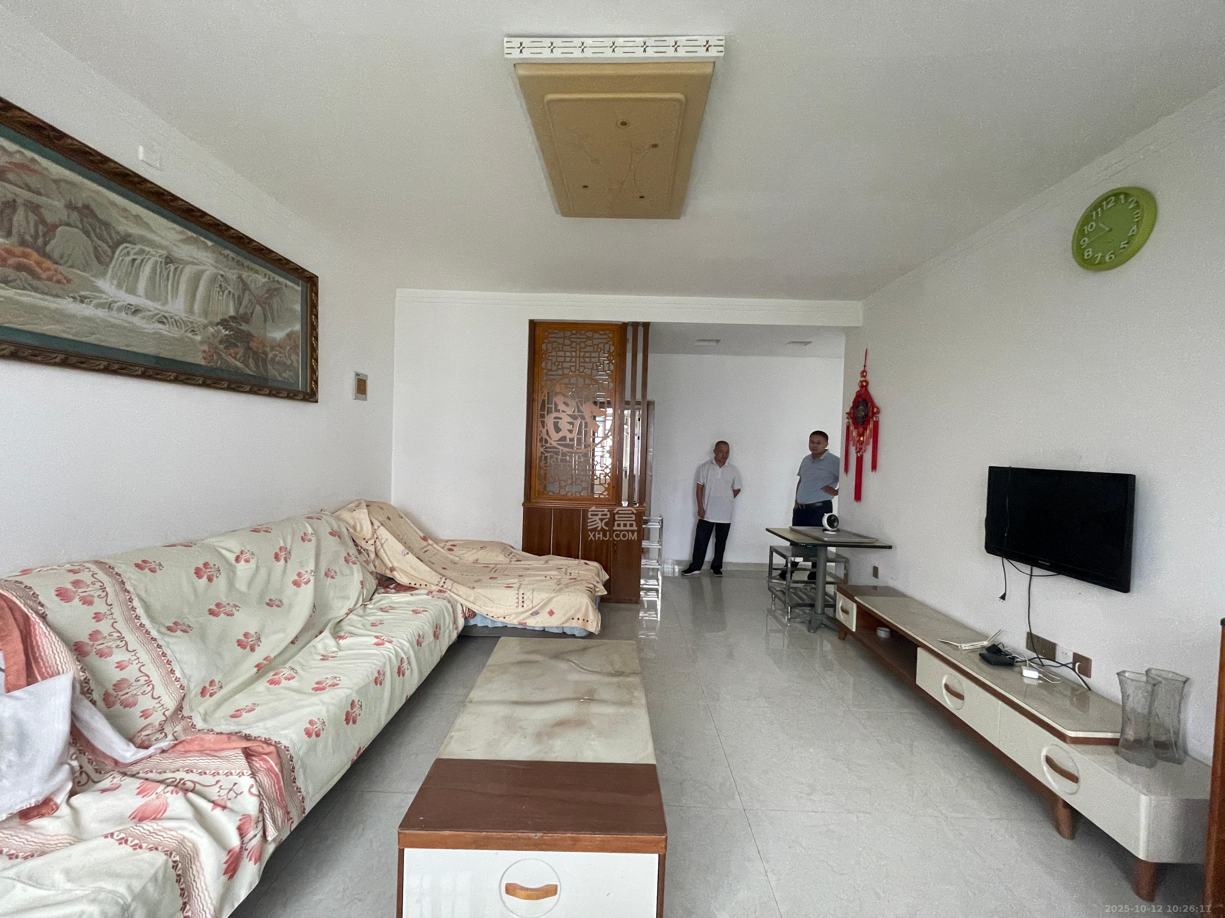 三湘小区  3室2厅2卫    1600.0元/月 三湘小区  3室2厅2卫    1600.0元/月室内图