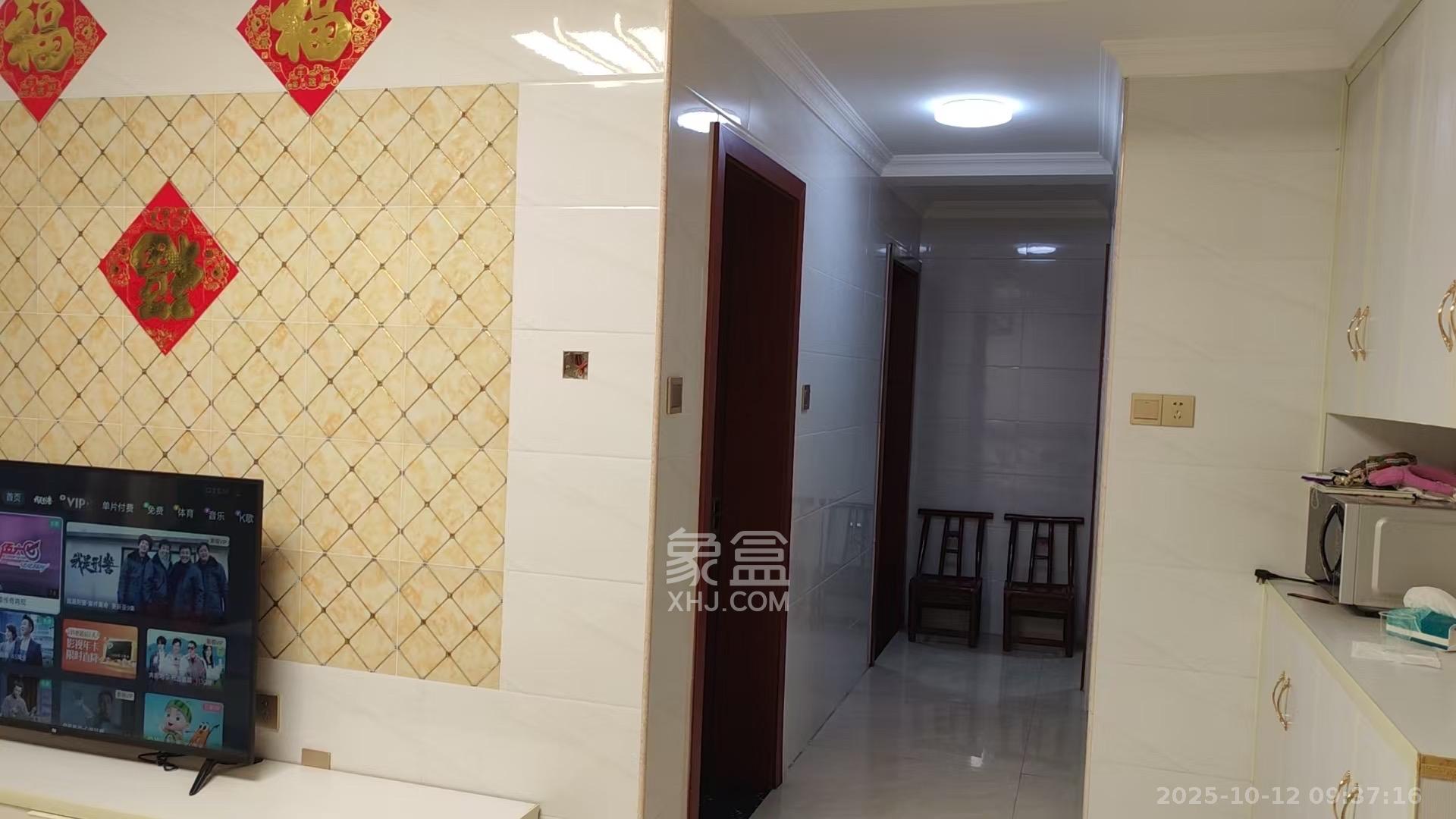 MOMA当代广场  3室2厅1卫    2000.0元/月 MOMA当代广场  3室2厅1卫    2000.0元/月室内图