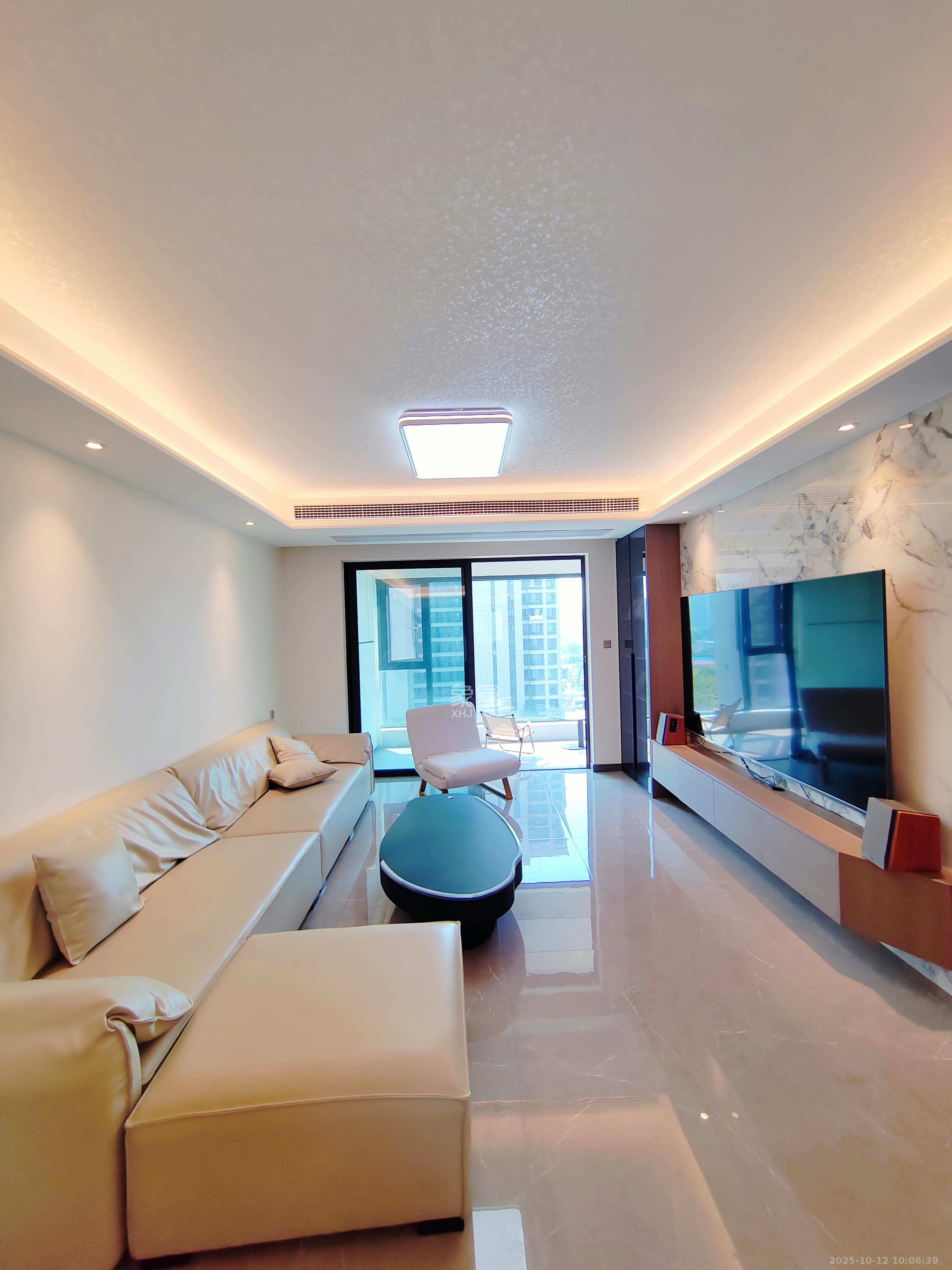 龙湖春江天玺 4室2厅2卫 4600.0元/月 龙湖春江天玺 4室2厅2卫 4600.0元/月室内图