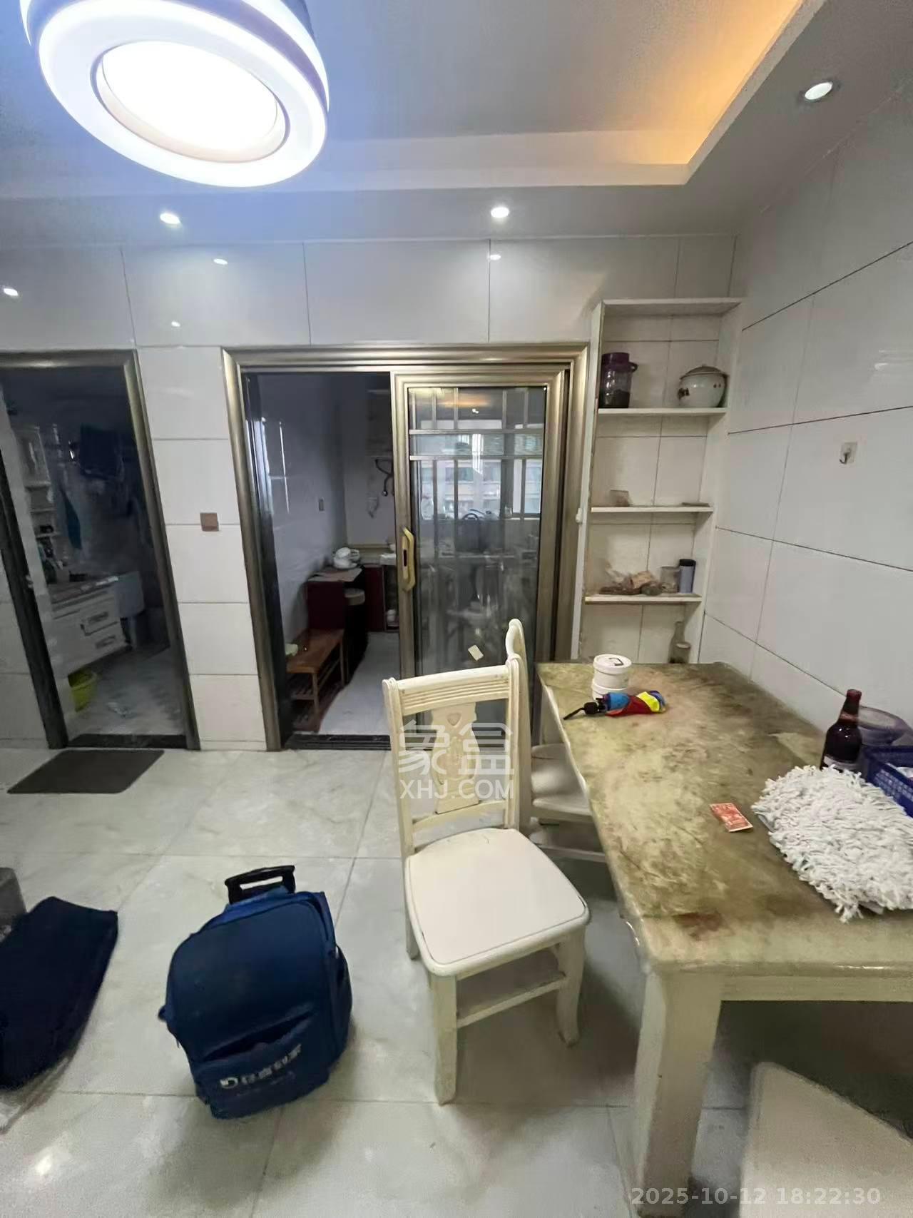 东驿竹园  2室2厅1卫    2100.0元/月室内图