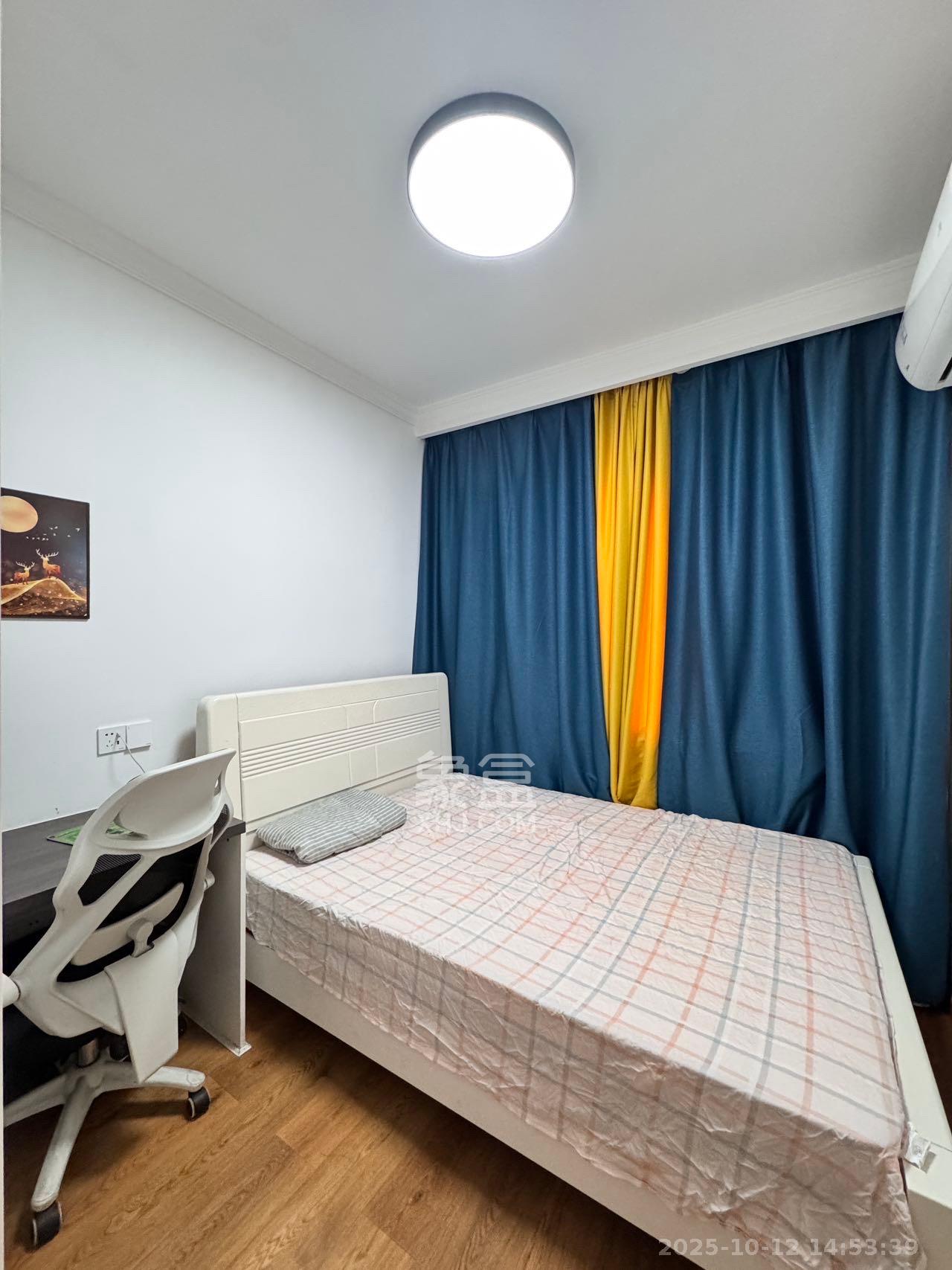 勤诚达境界城  4室2厅2卫    2600.0元/月室内图