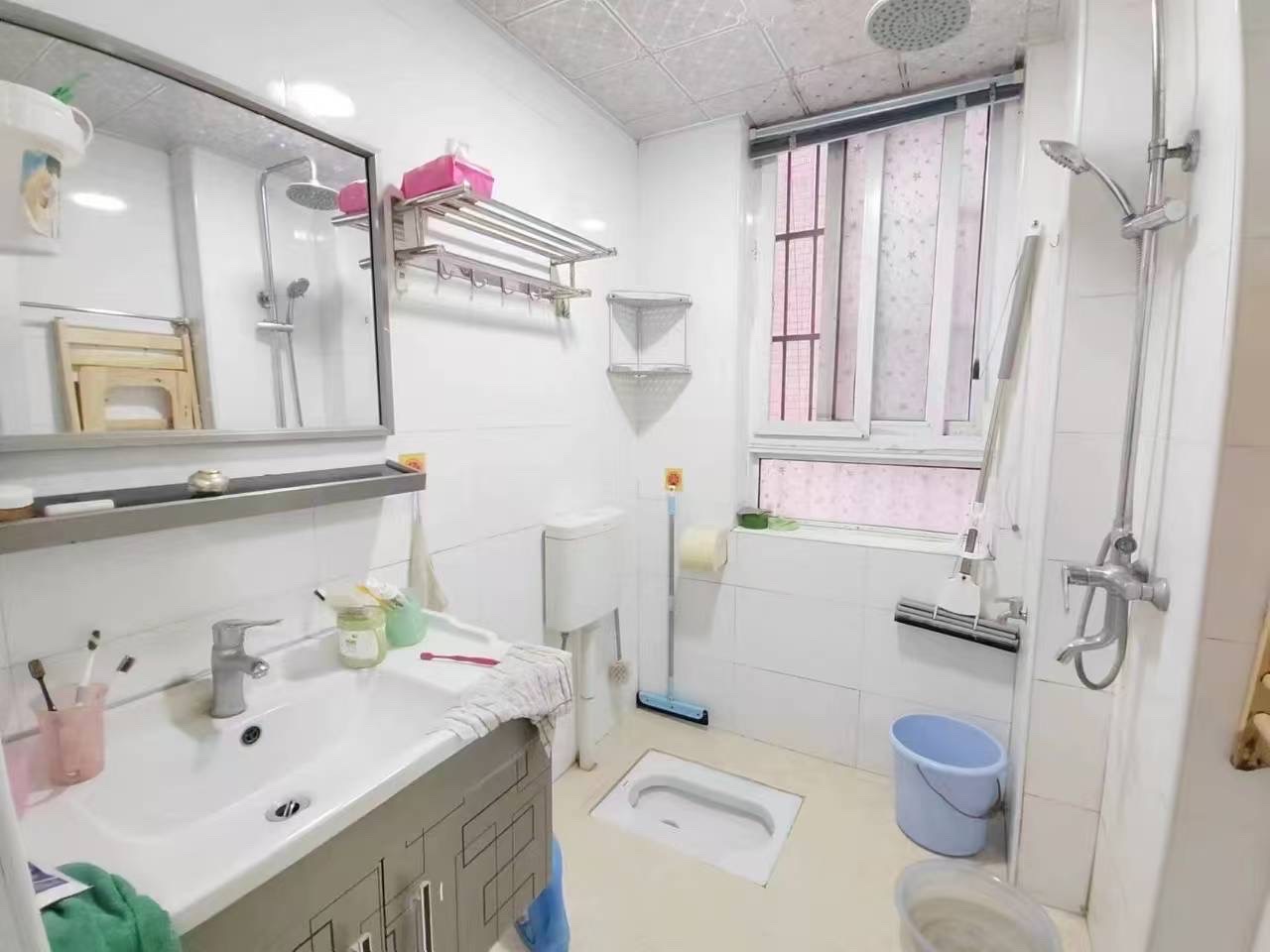 冠都现代城(冠都幸福彼岸) 3室2厅2卫 1700.0元/月 冠都现代城(冠都幸福彼岸) 3室2厅2卫 1700.0元/月室内图