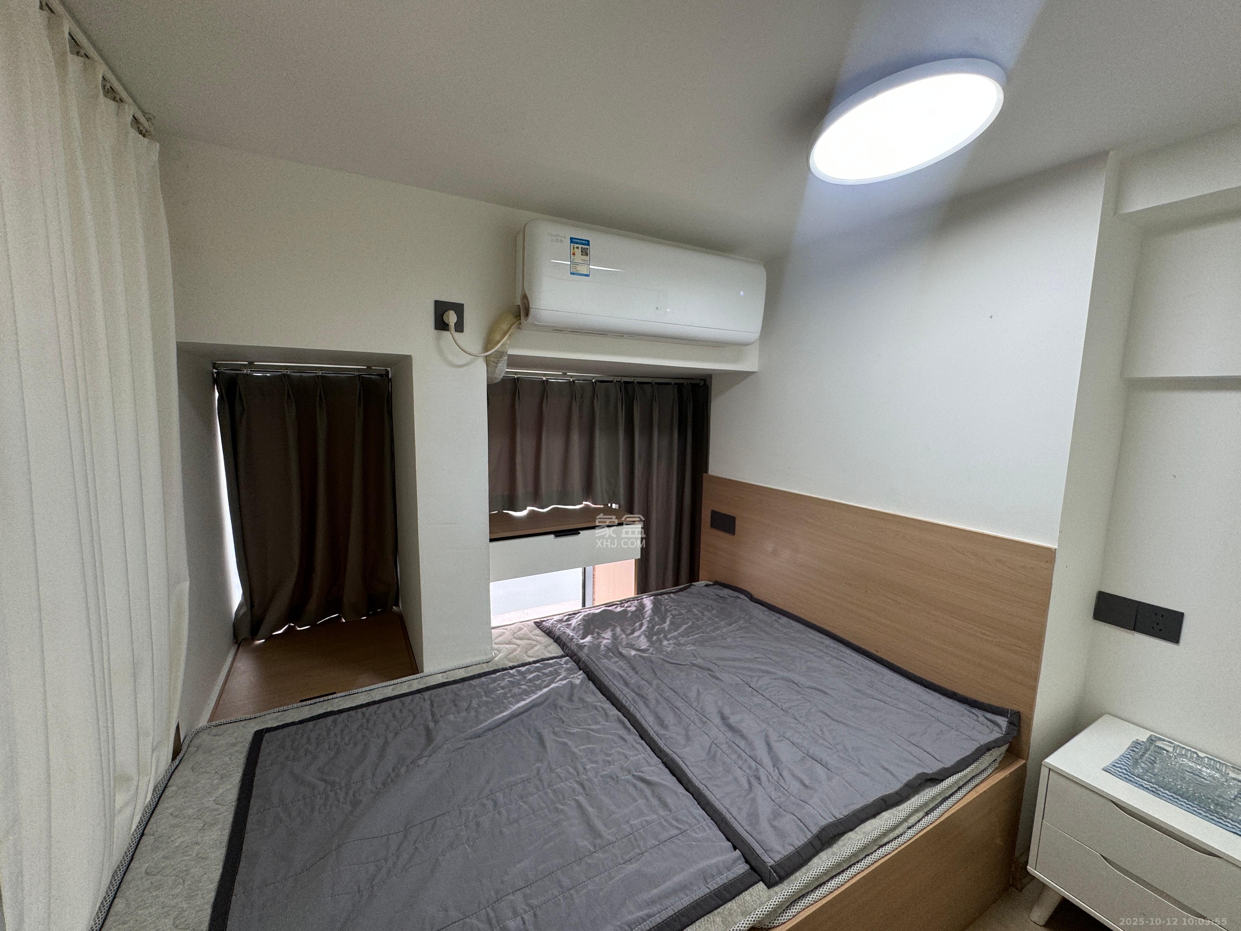 保利中环广场(保利中悦苑) 2室1厅1卫 2600.0元/月 保利中环广场(保利中悦苑) 2室1厅1卫 2600.0元/月室内图