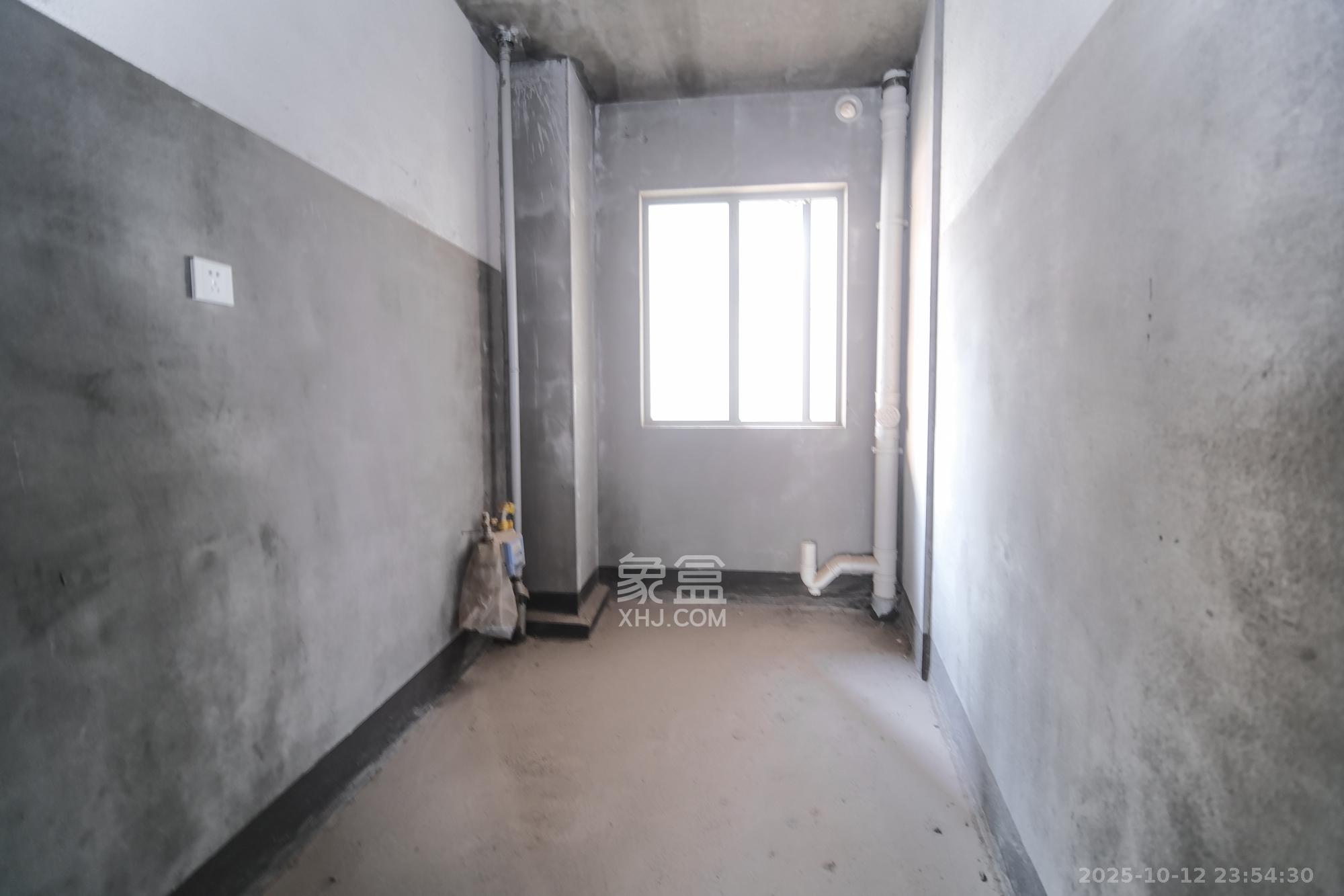 湖湘奥林匹克花园  4室2厅2卫    105.0万厨房