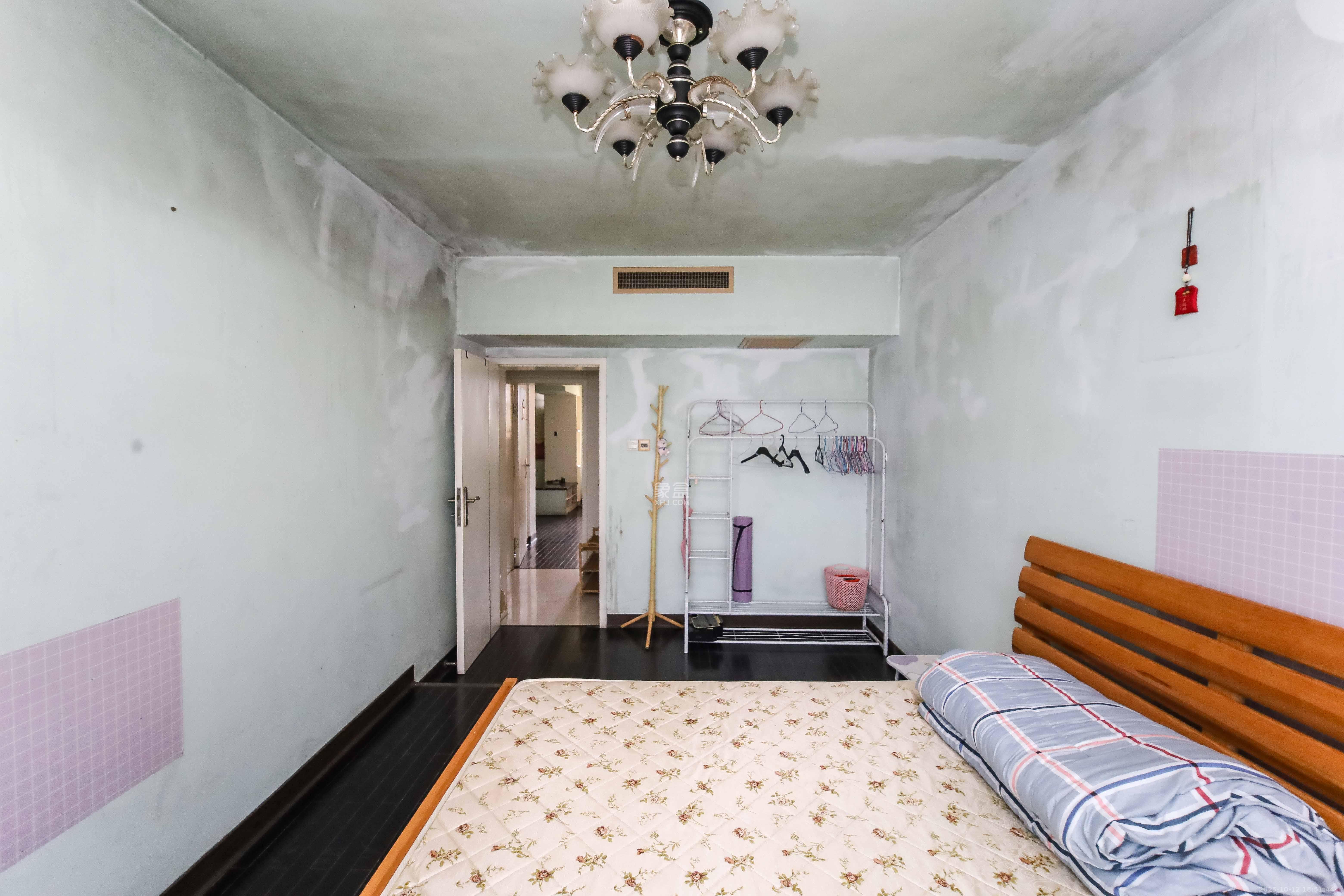 芙蓉苑  3室2厅3卫    3000.0元/月室内图