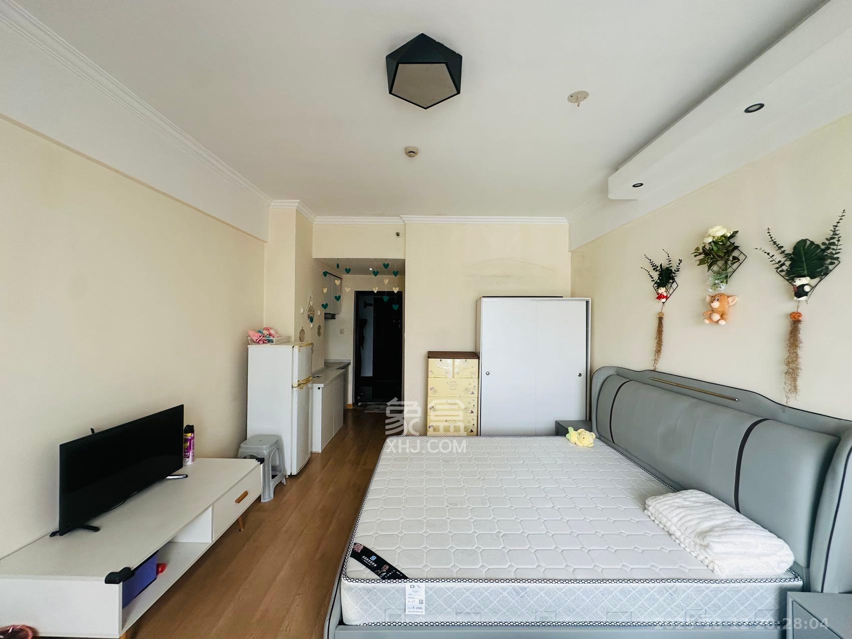 和府  1室1厅1卫    1700.0元/月