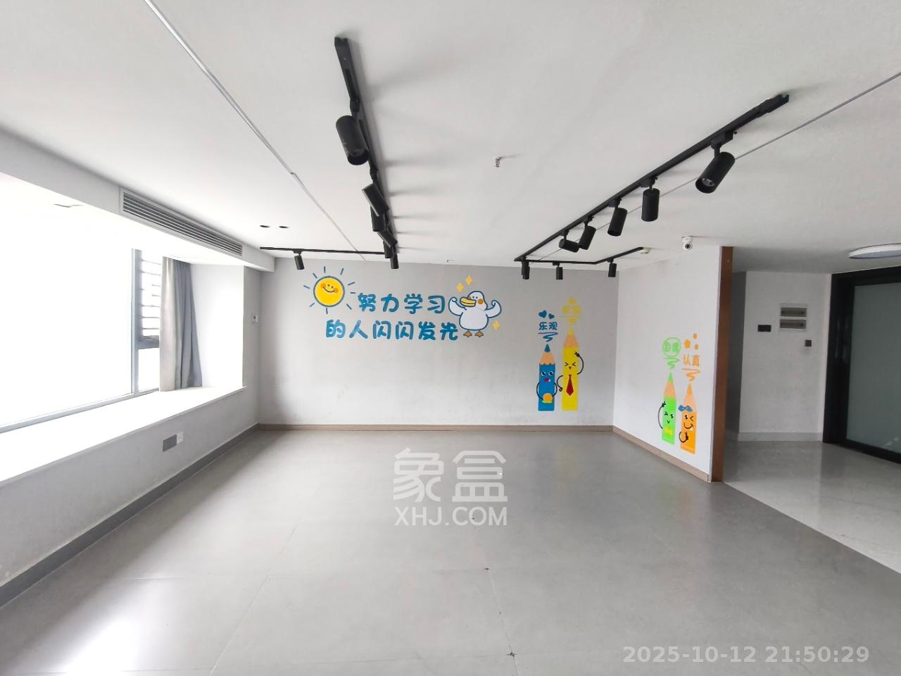 卡地亚公寓  1室1厅1卫    4800.0元/月 卡地亚公寓  1室1厅1卫    4800.0元/月室内图