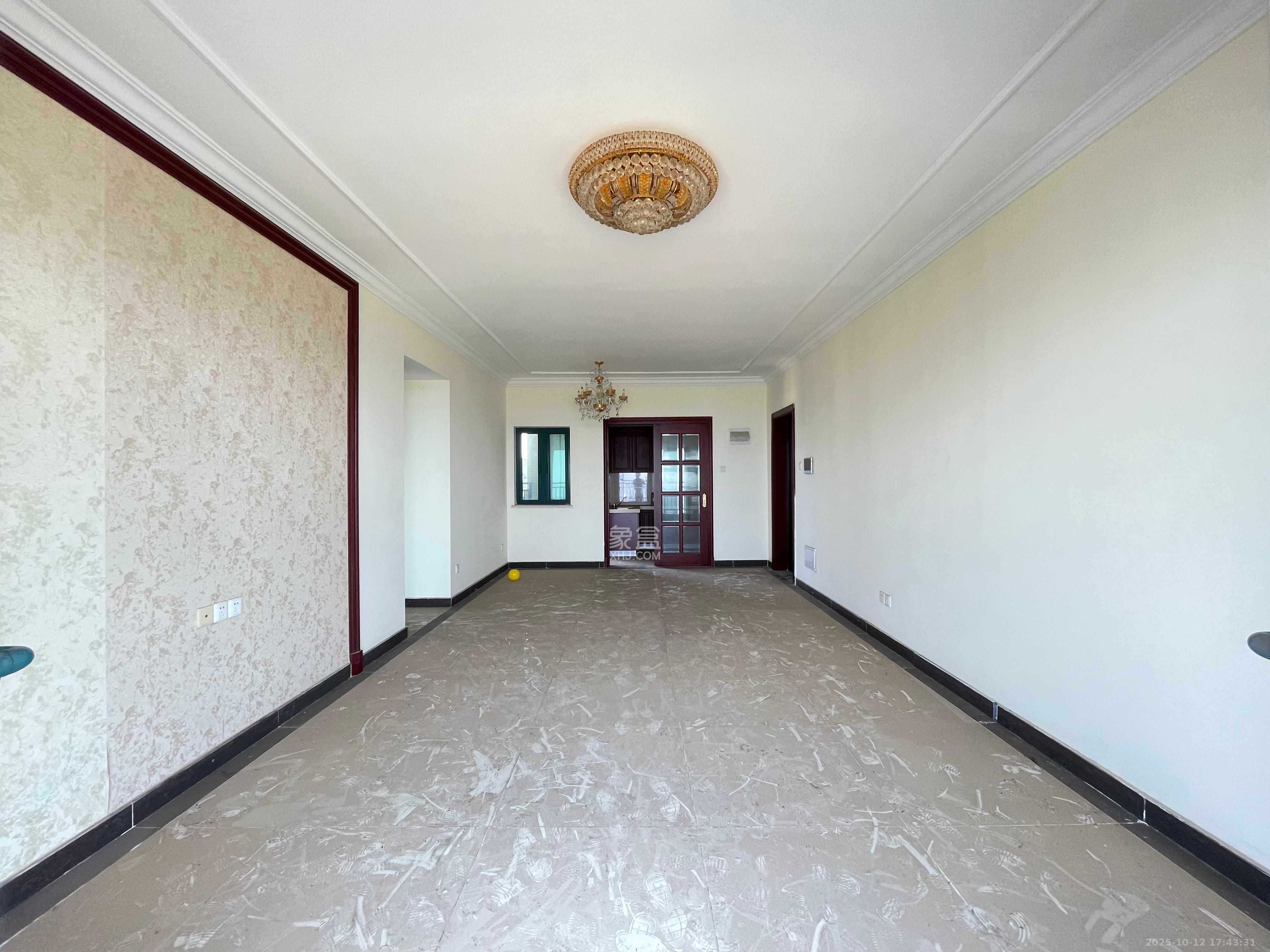 恒大名都  3室2厅1卫    1500.0元/月 恒大名都  3室2厅1卫    1500.0元/月室内图