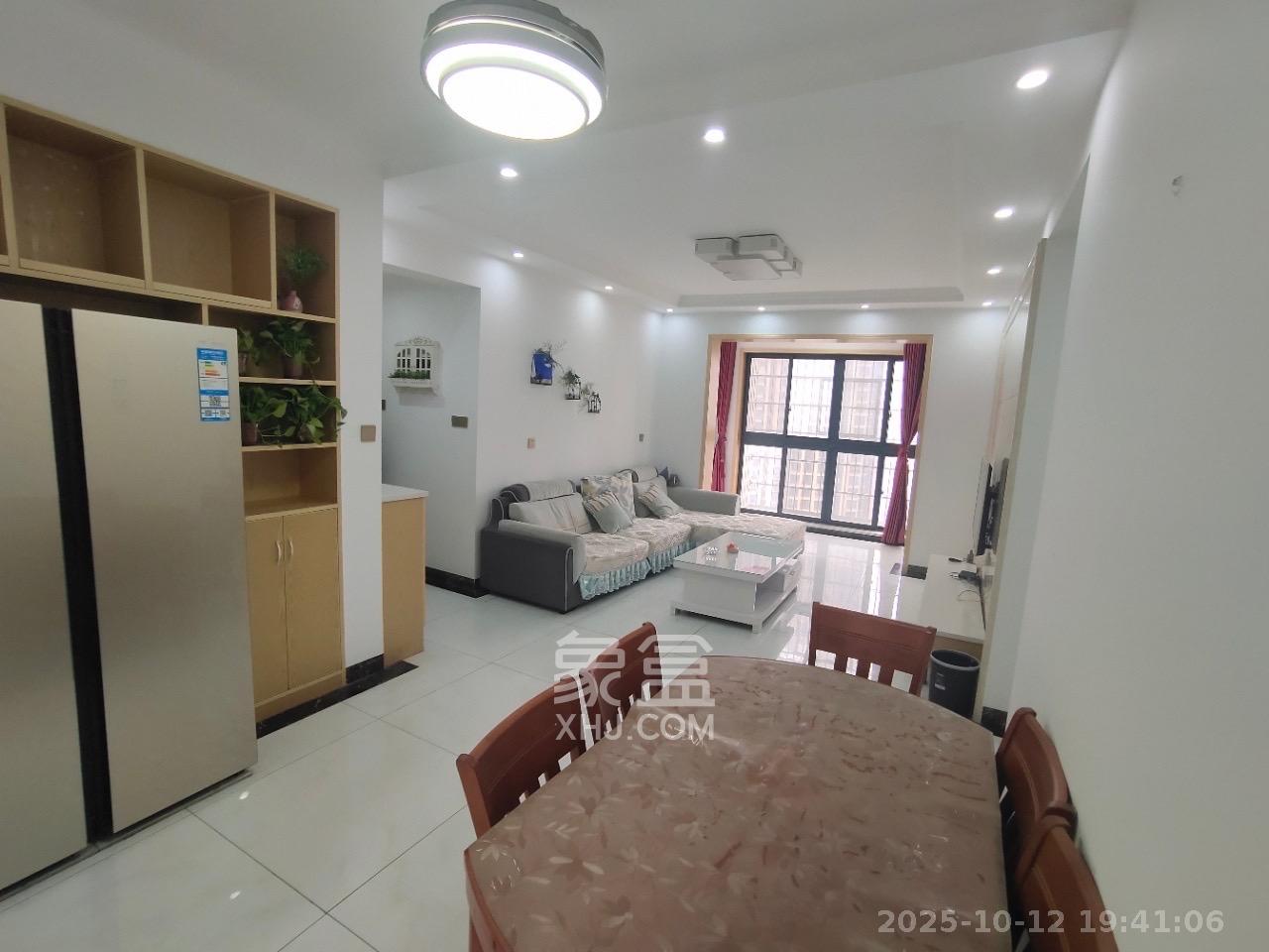 嘉顺苑  3室1厅1卫    2400.0元/月室内图