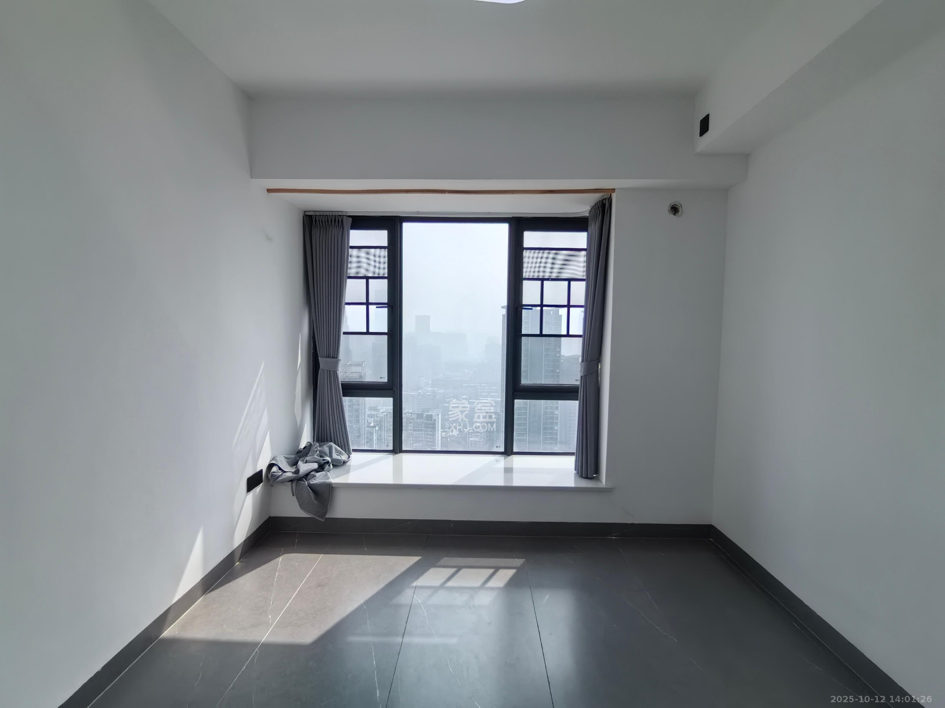 天健城  1室0厅1卫    2200.0元/月 天健城  1室0厅1卫    2200.0元/月室内图