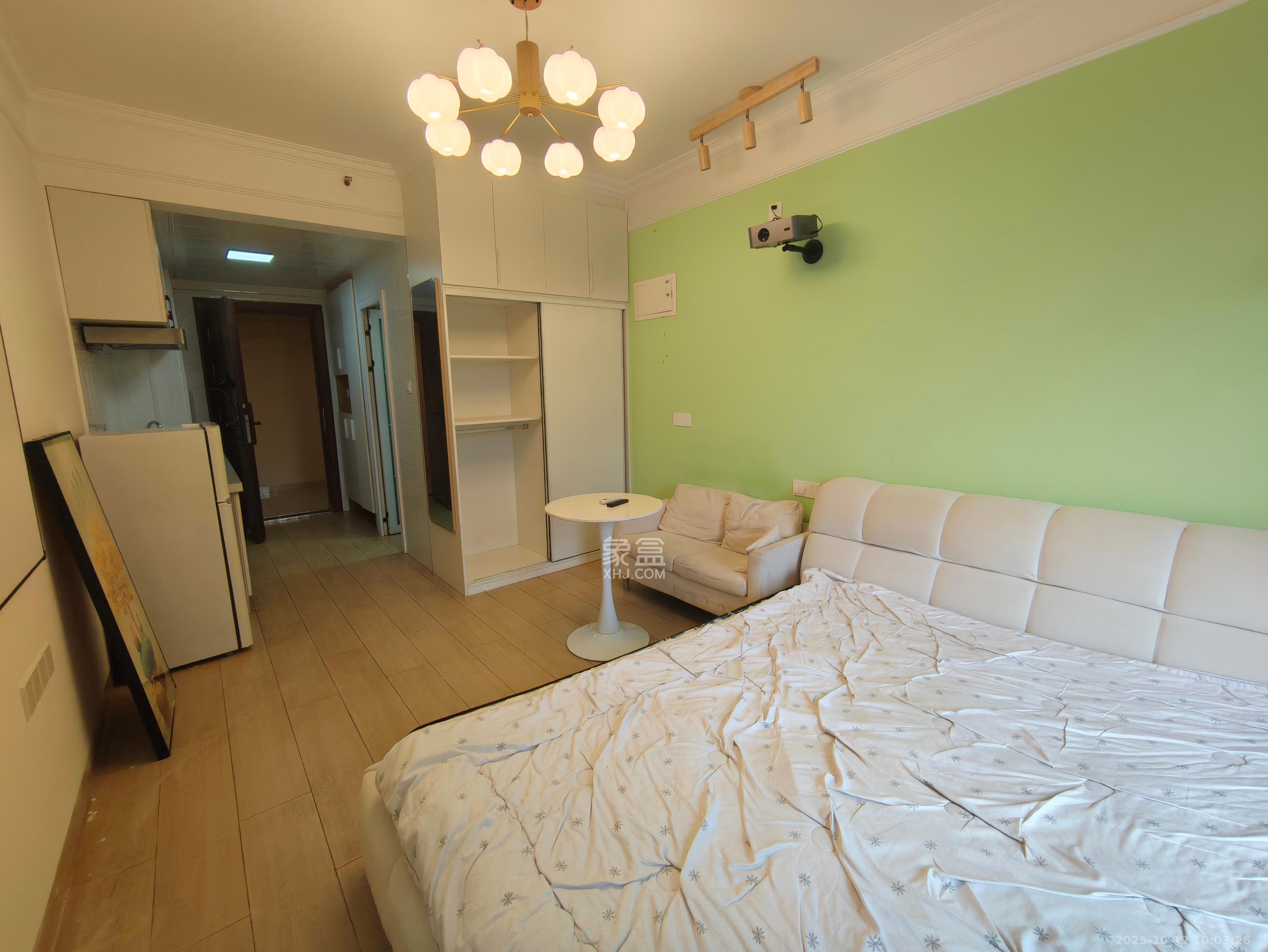 碧桂园城市之光 1室1厅1卫 1500.0元/月 碧桂园城市之光 1室1厅1卫 1500.0元/月室内图