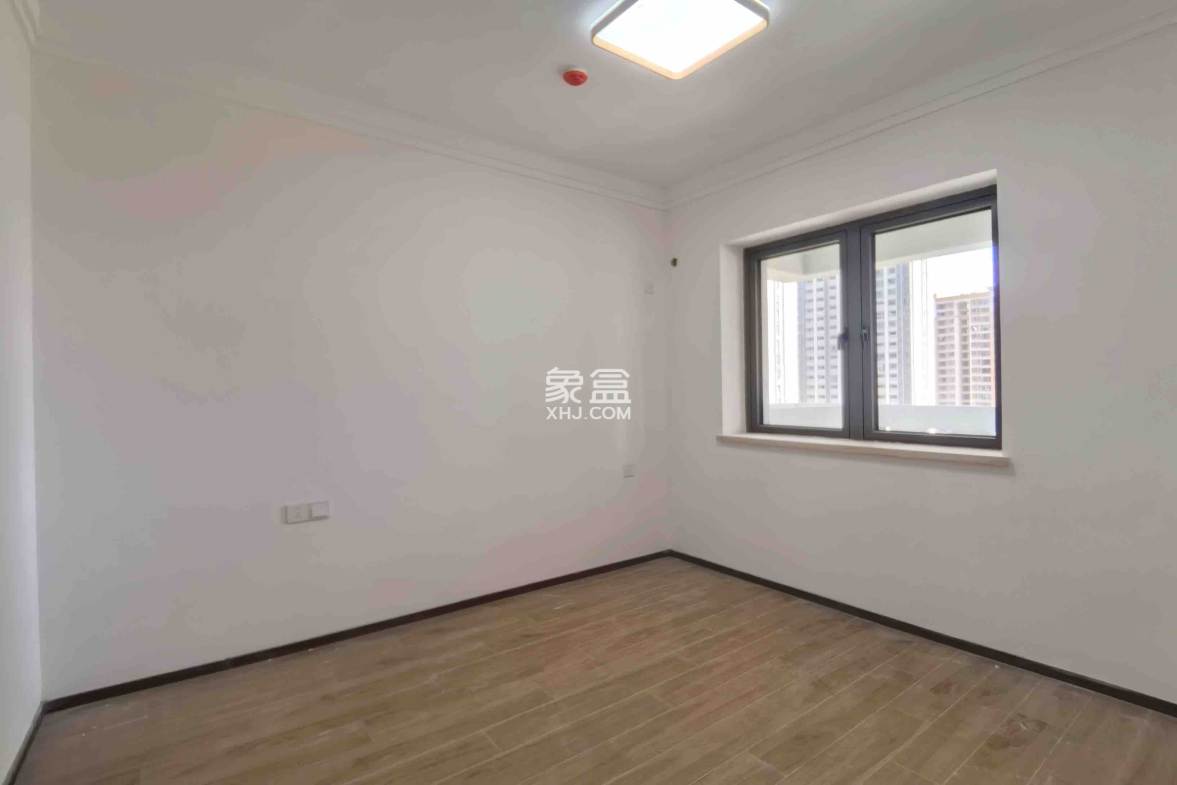 海府大院(海府路41号) 3室2厅2卫 4000.0元/月 海府大院(海府路41号) 3室2厅2卫 4000.0元/月室内图