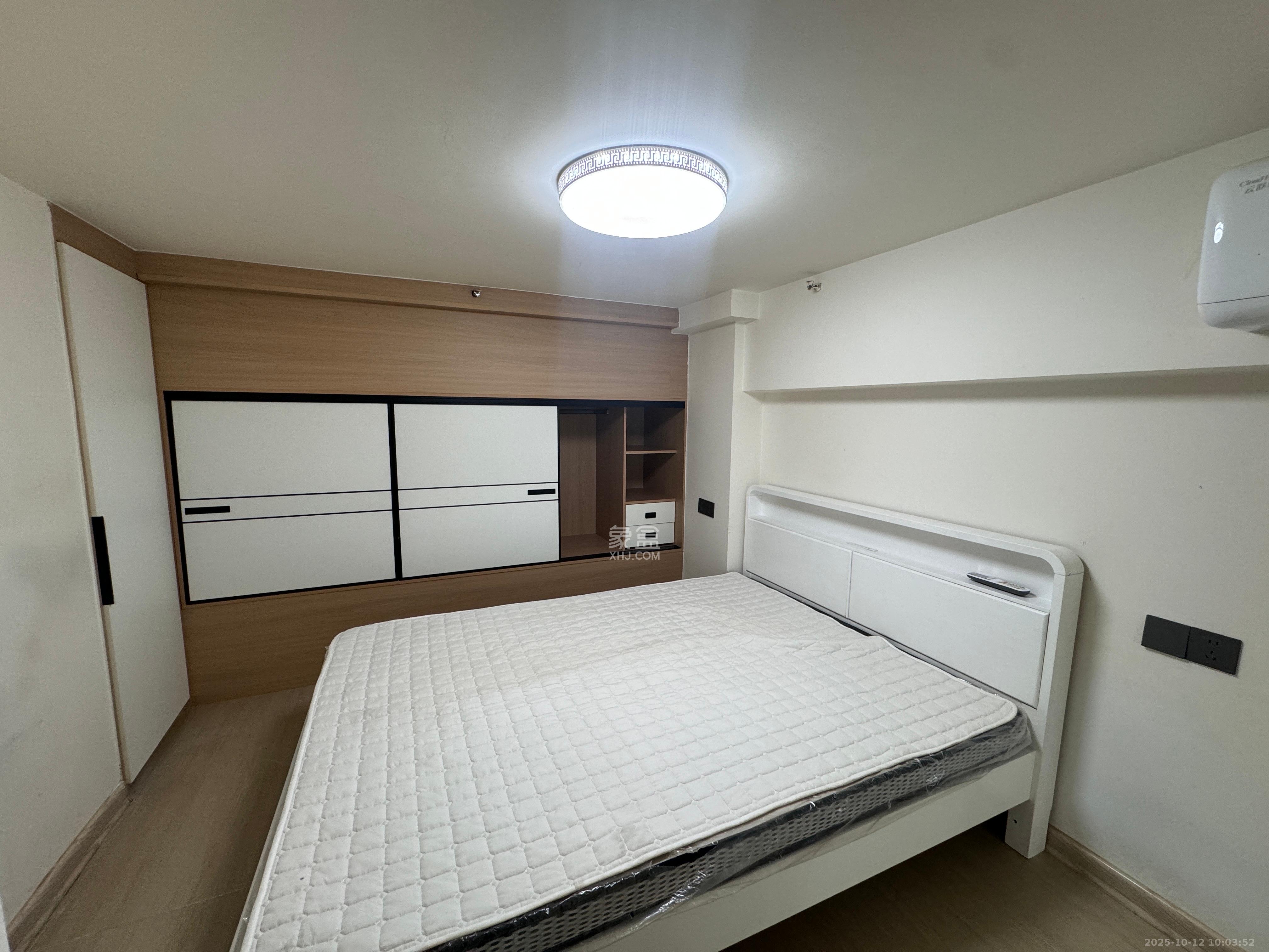 保利中环广场(保利中悦苑) 2室1厅1卫 2600.0元/月 保利中环广场(保利中悦苑) 2室1厅1卫 2600.0元/月室内图