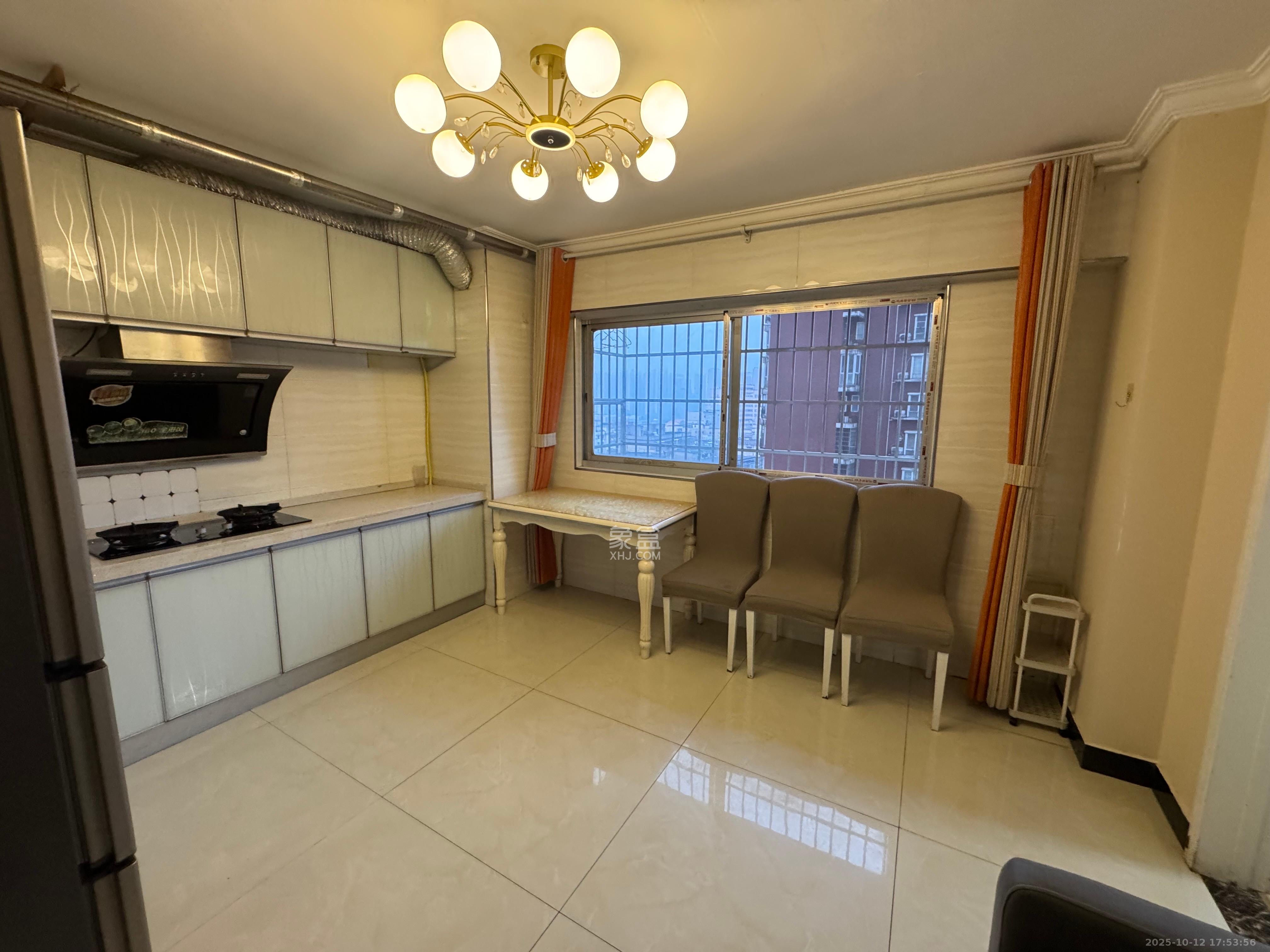 宏景名厦  1室2厅1卫    2180.0元/月