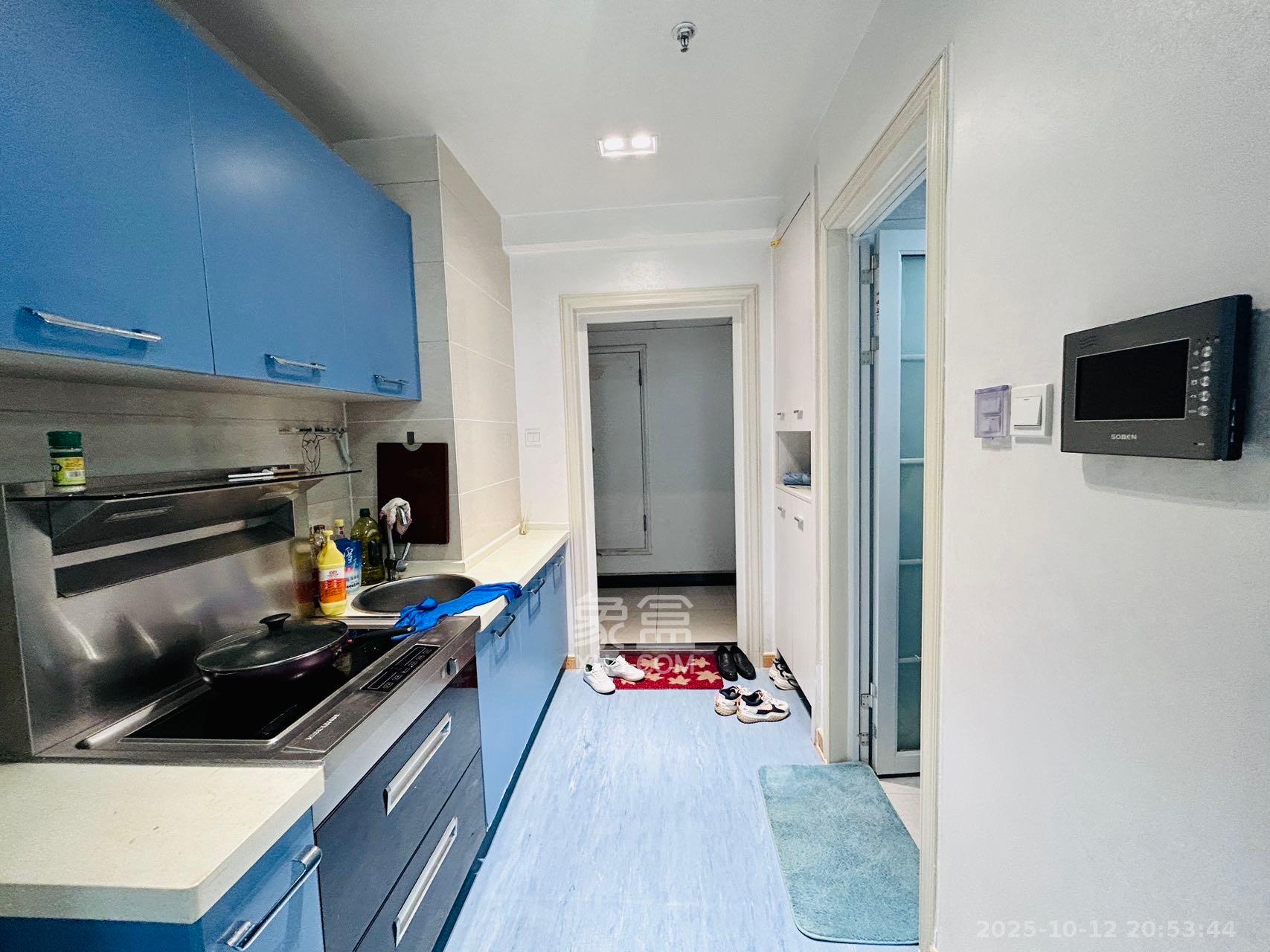 西子一间 1室0厅1卫 1900.0元/月 西子一间 1室0厅1卫 1900.0元/月室内图