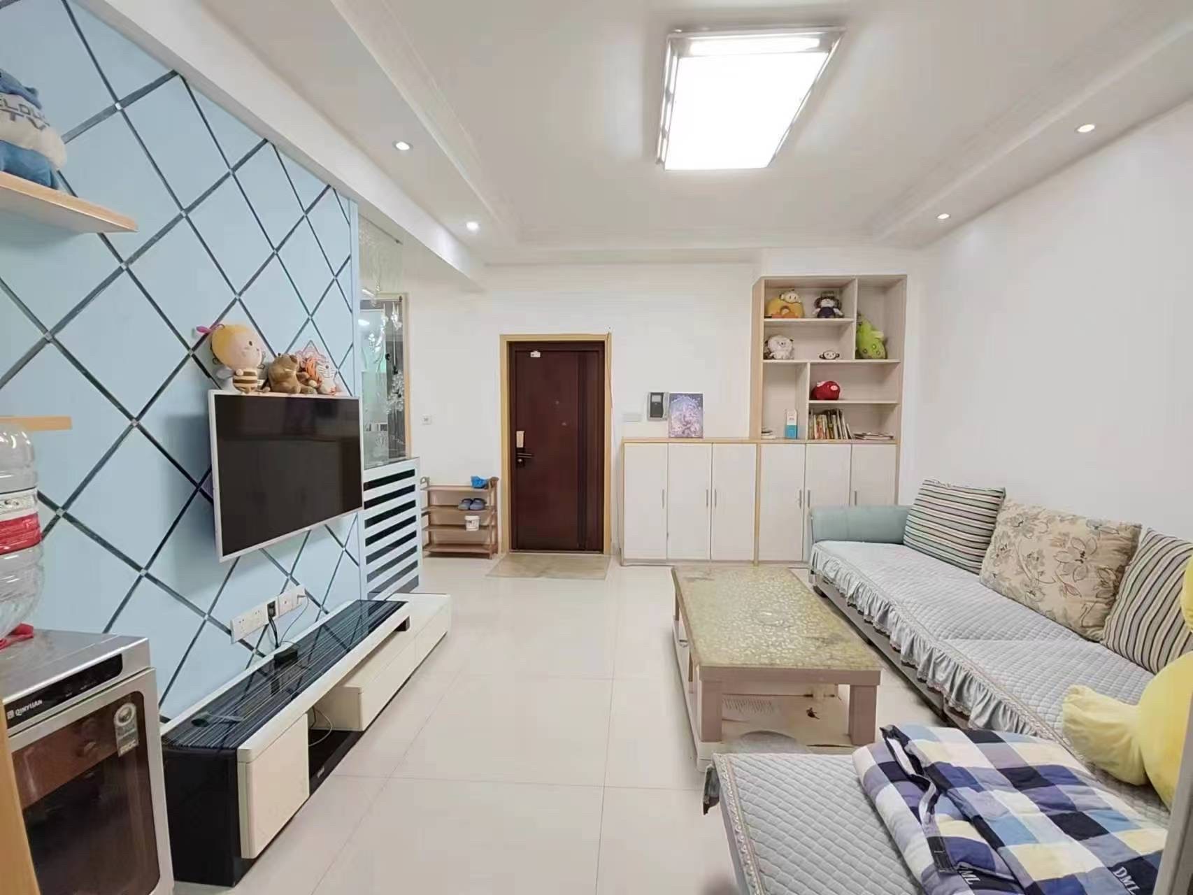 冠都现代城(冠都幸福彼岸) 3室2厅2卫 1700.0元/月 冠都现代城(冠都幸福彼岸) 3室2厅2卫 1700.0元/月室内图