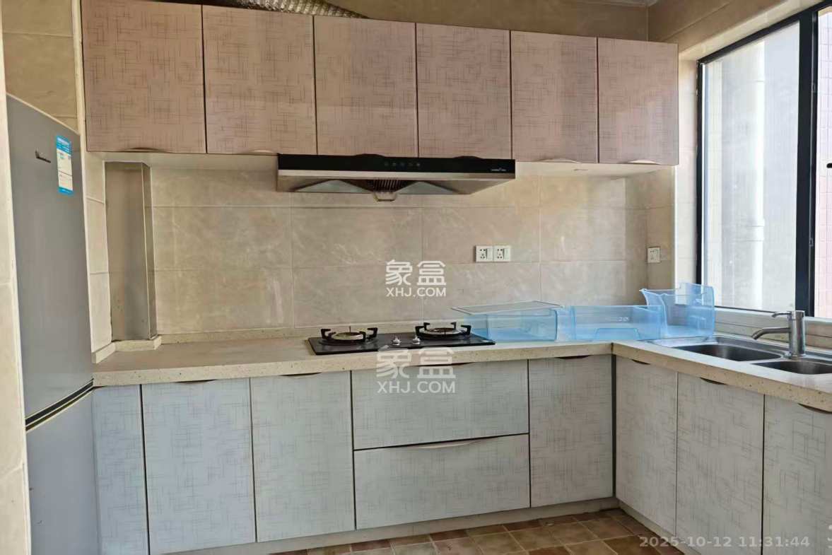 蓝山郡 2室2厅1卫 1900.0元/月 蓝山郡 2室2厅1卫 1900.0元/月室内图