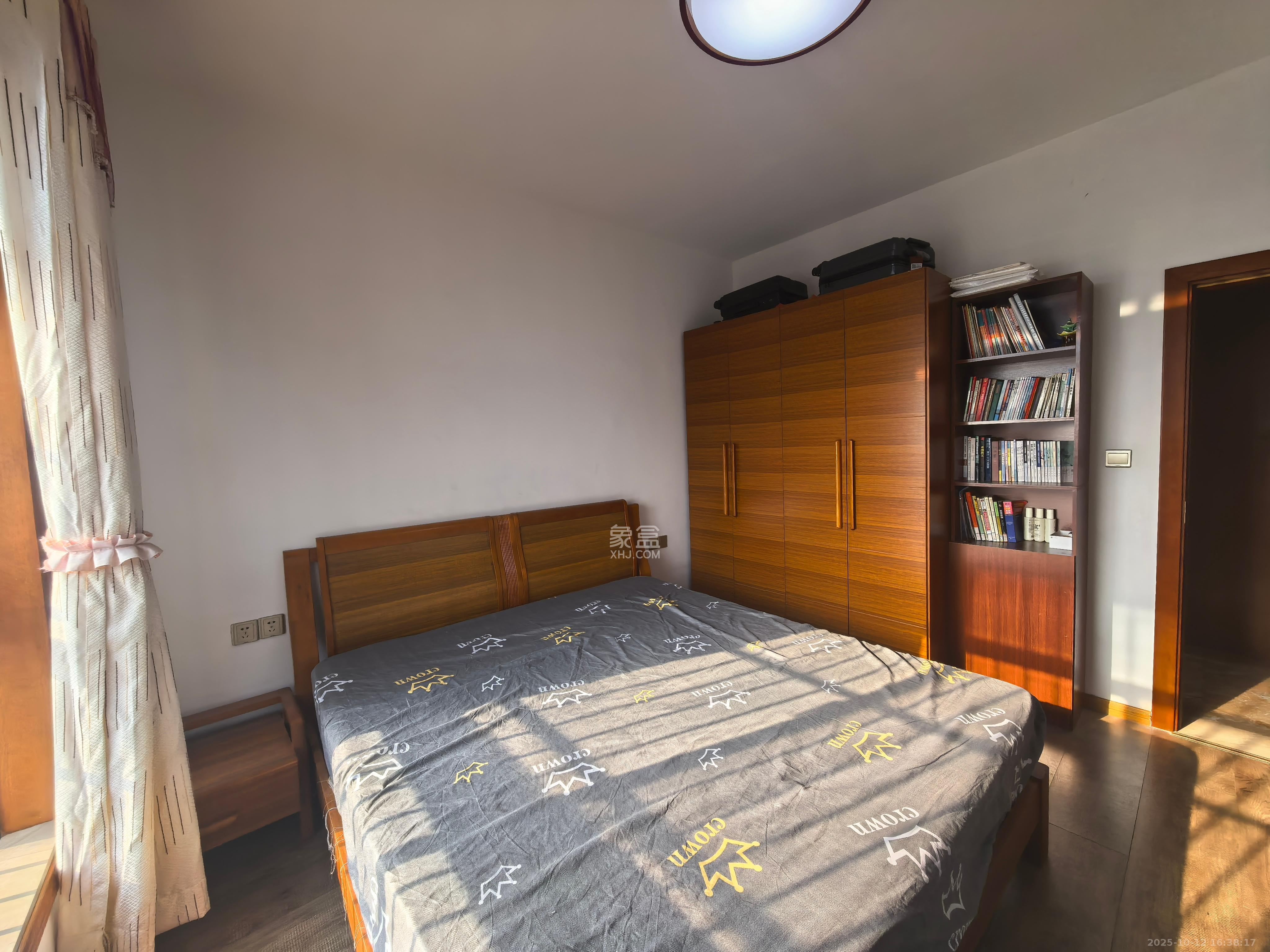 华雅花园 3室2厅1卫 1600.0元/月 华雅花园 3室2厅1卫 1600.0元/月室内图