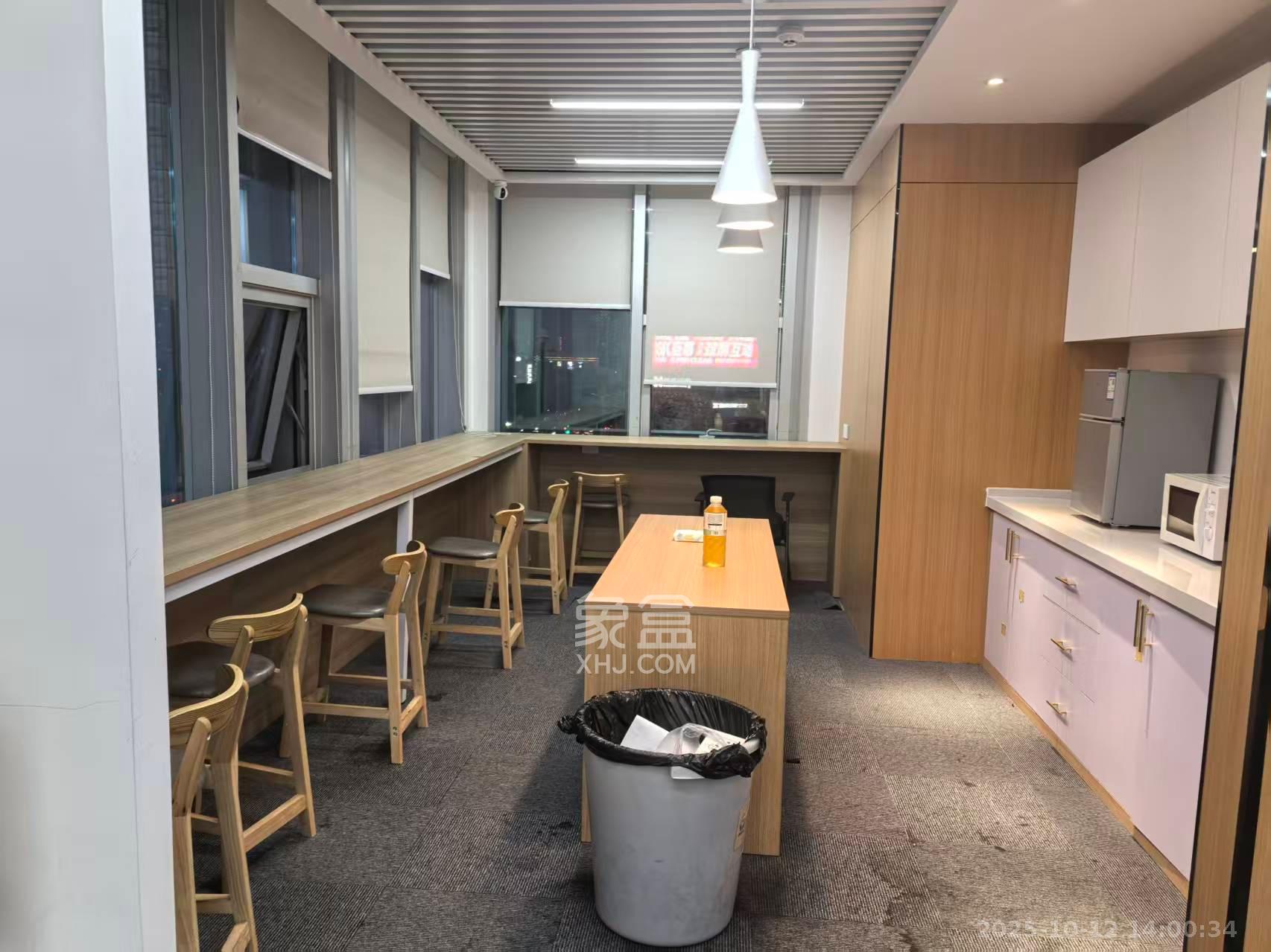 世茂环球金融中心   402.0㎡      32000.0元/月室内图