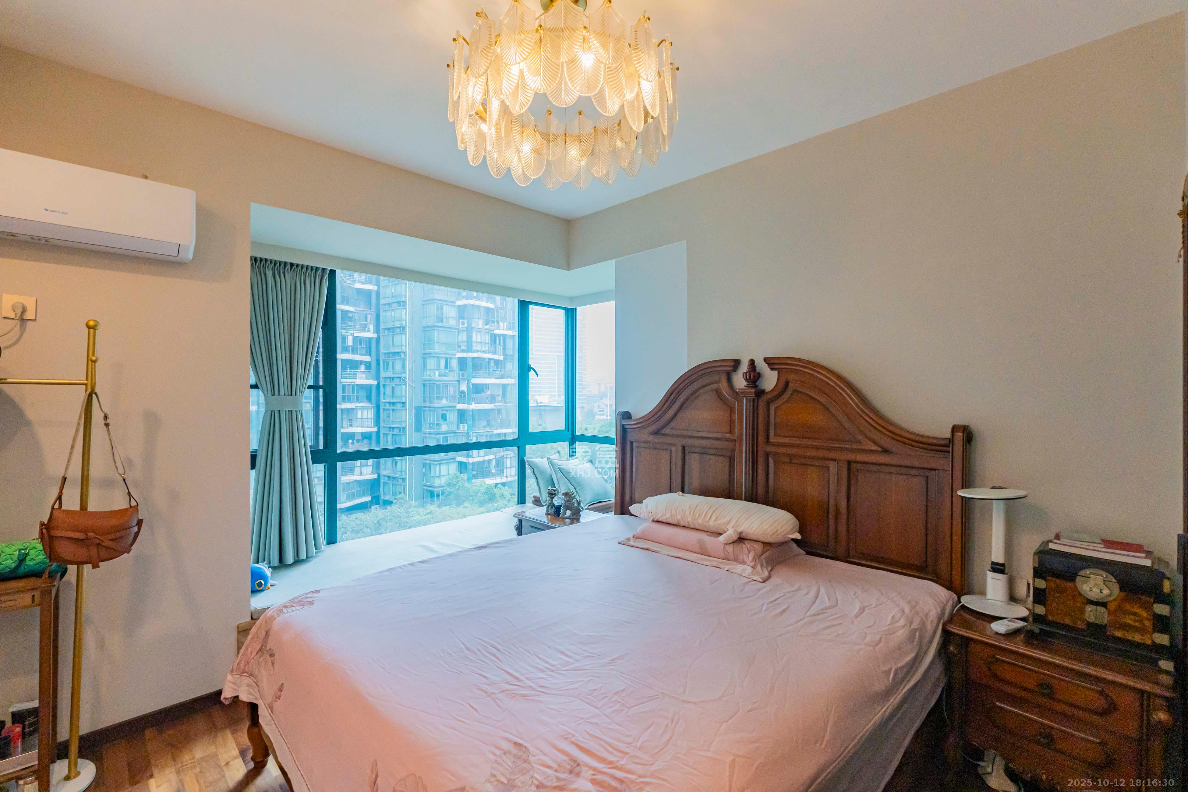 华盛新外滩 4室2厅2卫 238.0万 华盛新外滩 4室2厅2卫 238.0万卧室