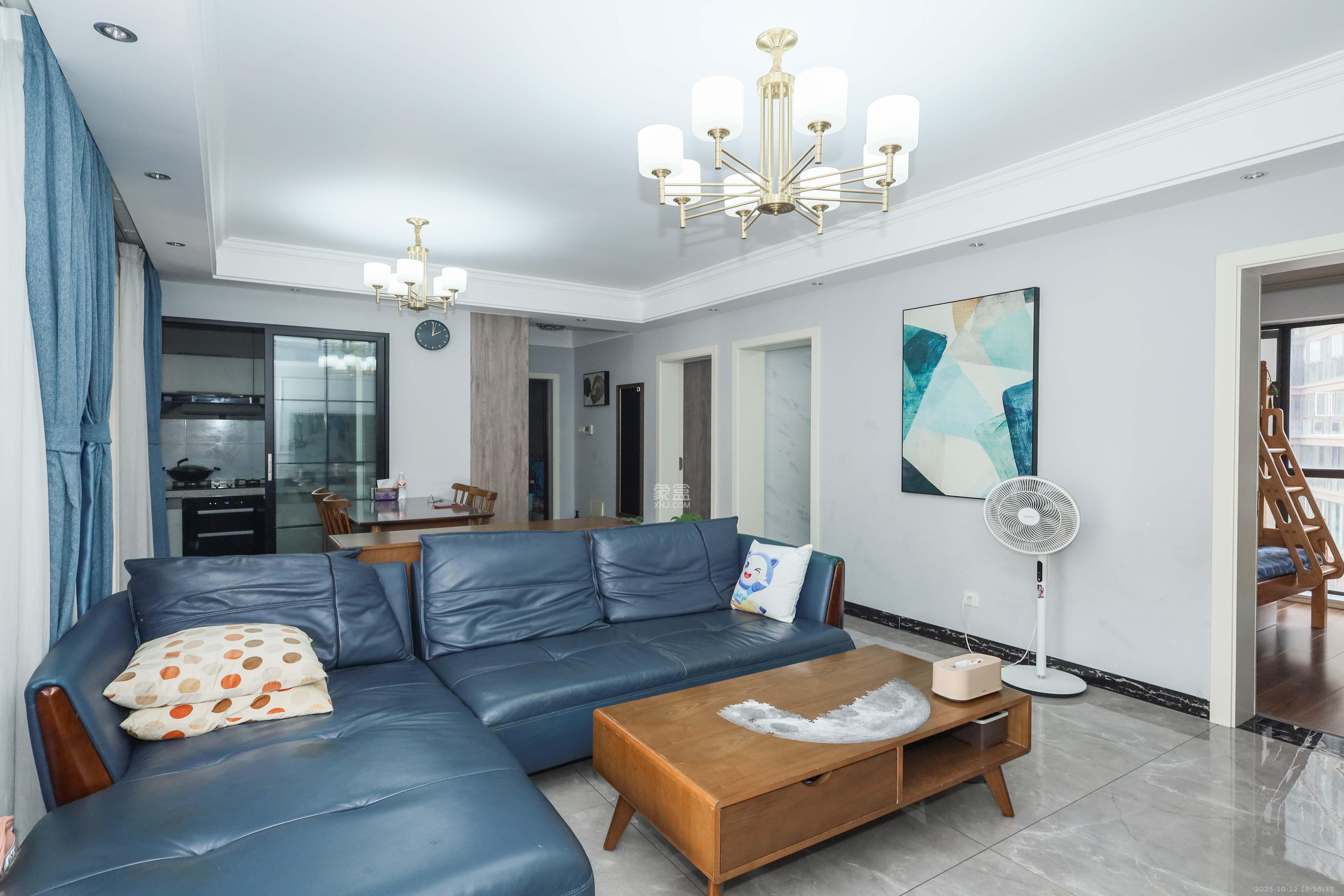 梅溪湖合能璞丽  3室2厅2卫    125.0万客厅