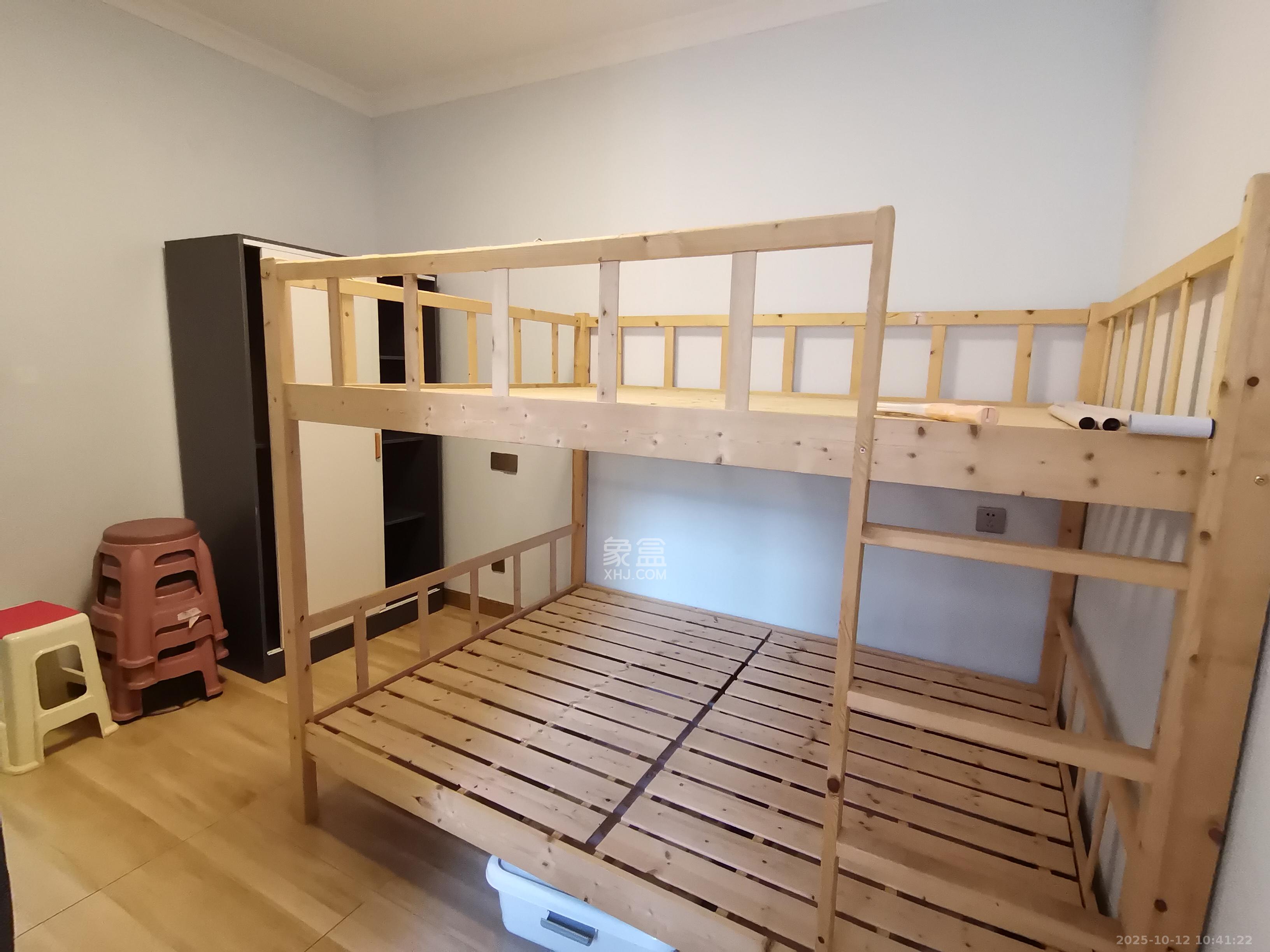 明发阅江悦府  3室2厅2卫    2200.0元/月室内图