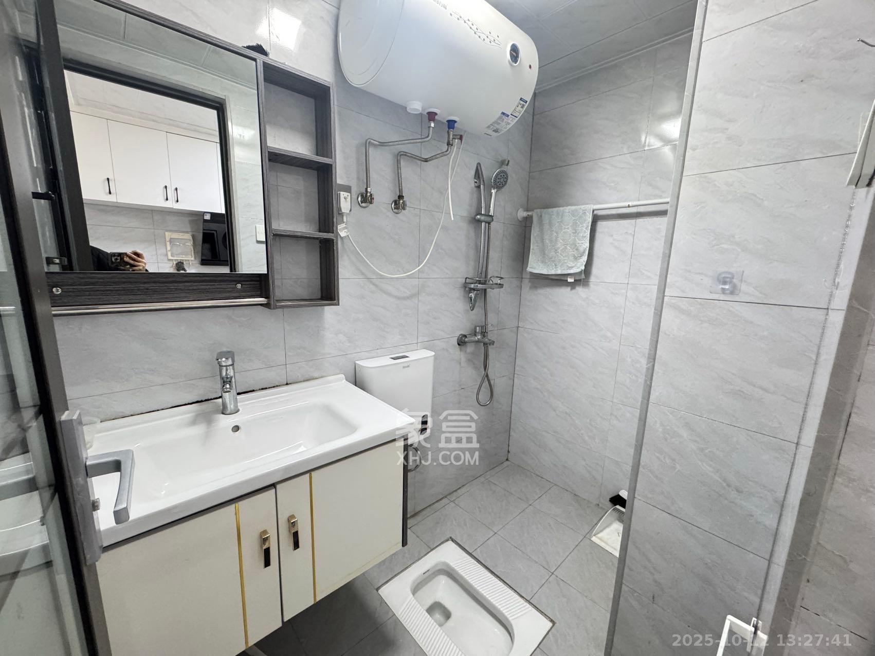 碧桂园城市之光  1室1厅1卫    1500.0元/月 碧桂园城市之光  1室1厅1卫    1500.0元/月室内图