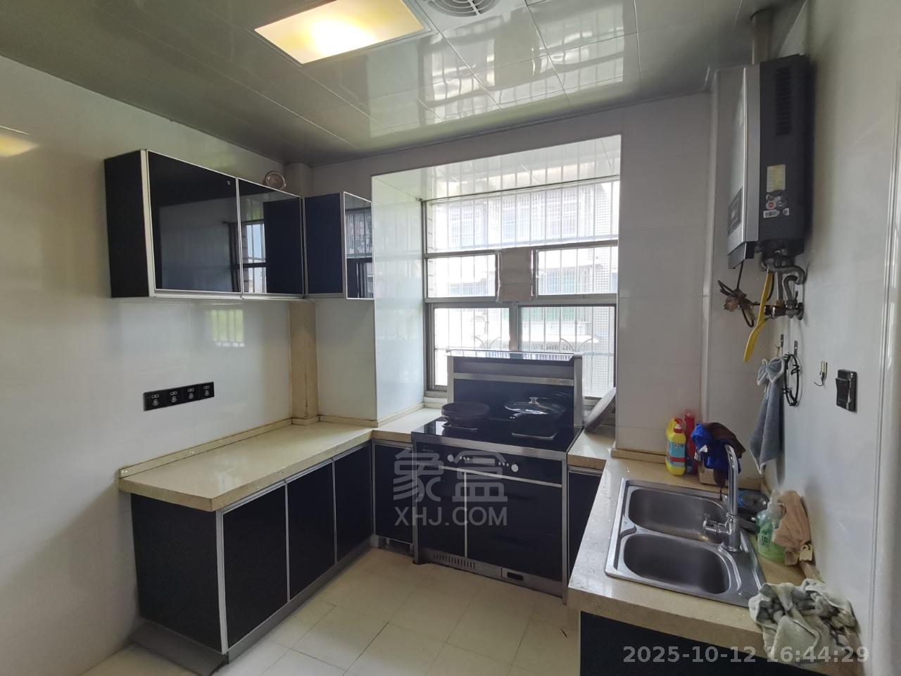 红旗花园 2室2厅1卫 900.0元/月 红旗花园 2室2厅1卫 900.0元/月室内图