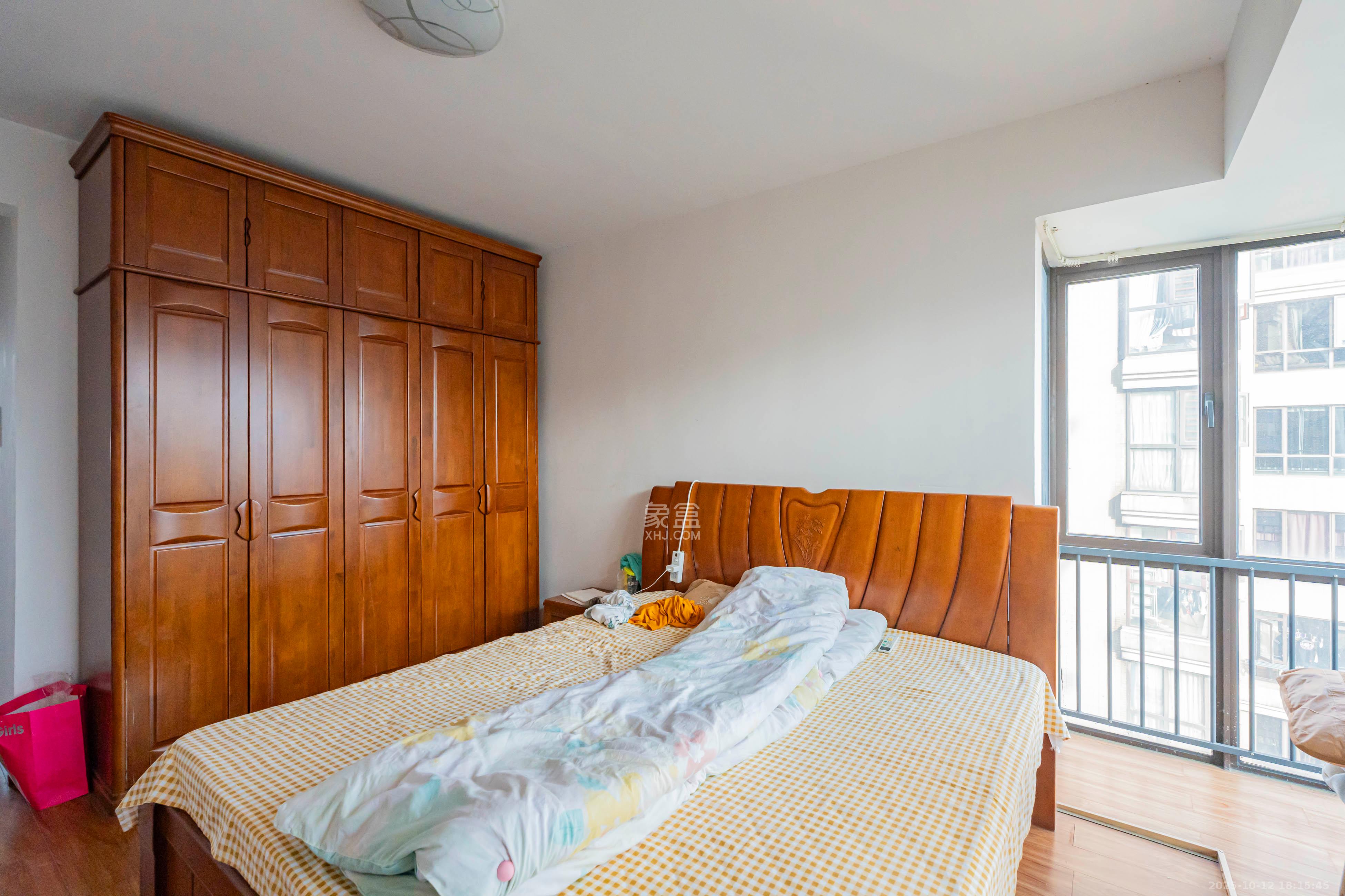 海洋半岛(月珑湾) 3室2厅2卫 138.0万 海洋半岛(月珑湾) 3室2厅2卫 138.0万卧室