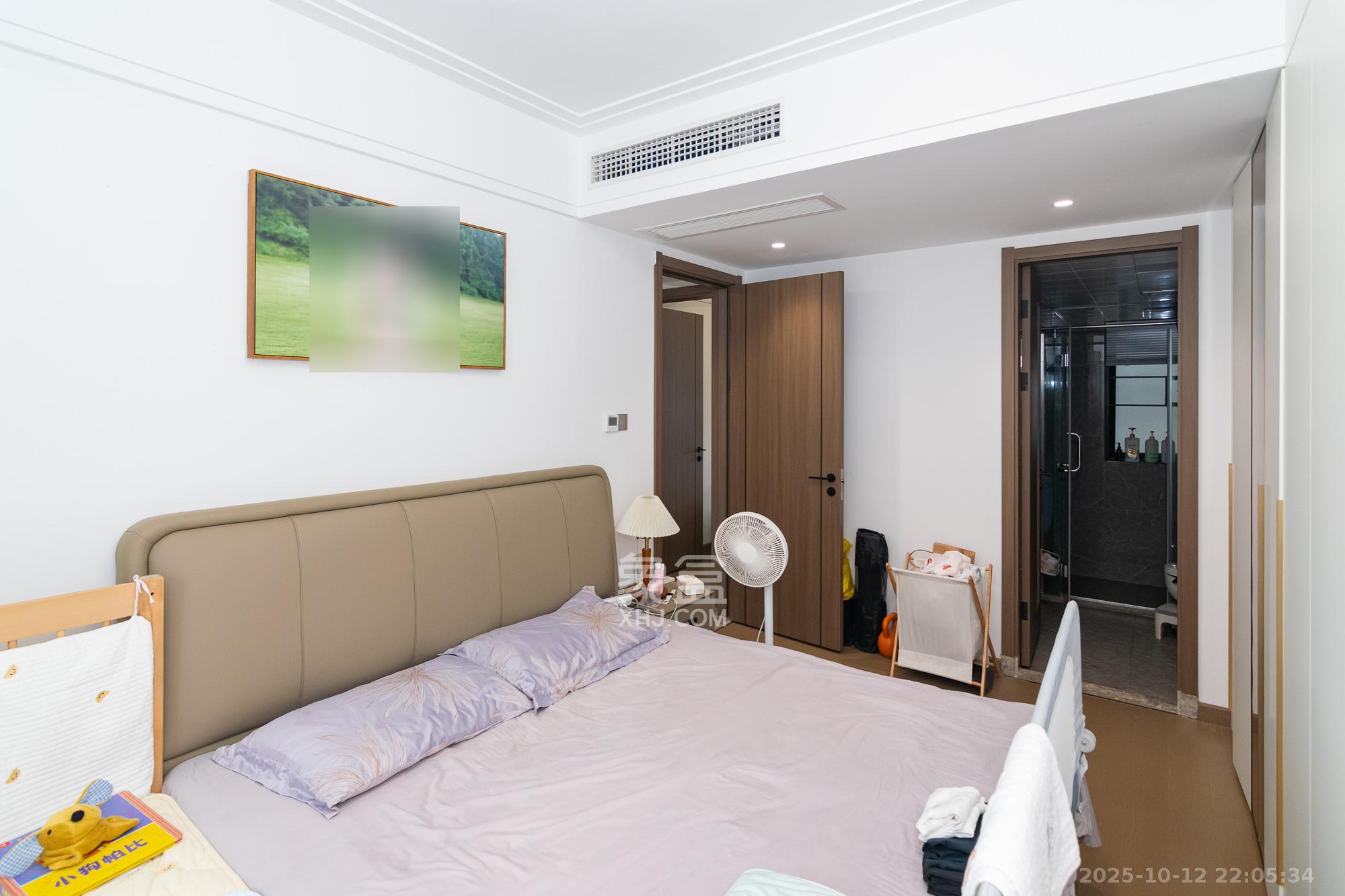 阳光城联利悦澜府  3室2厅2卫    93.0万卧室